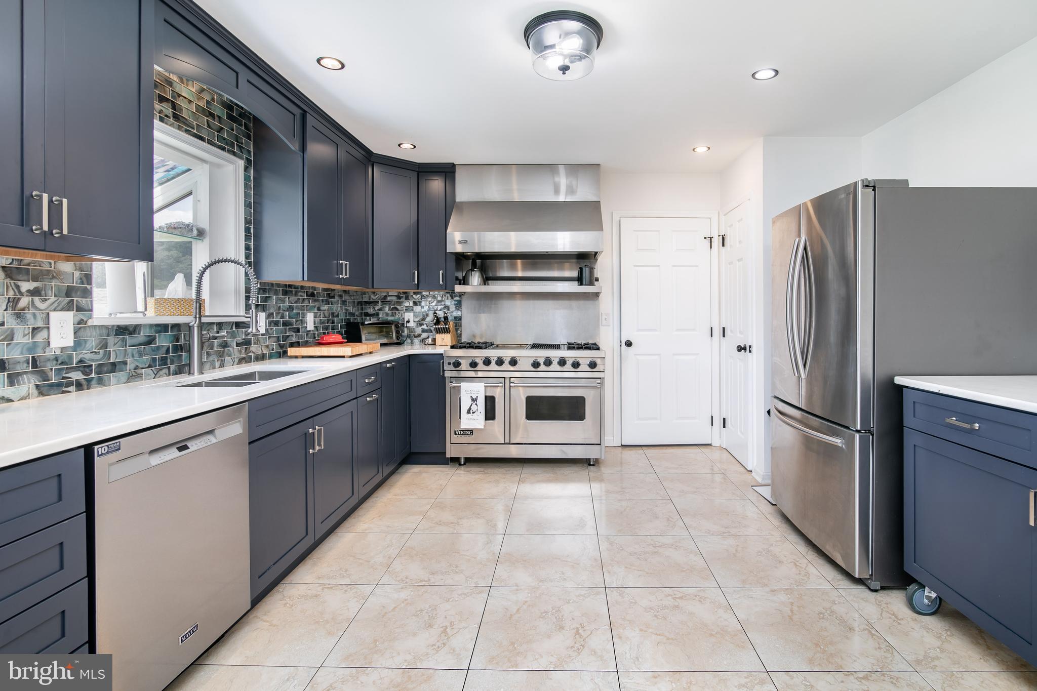 PEMBERTON PONDS - Residential