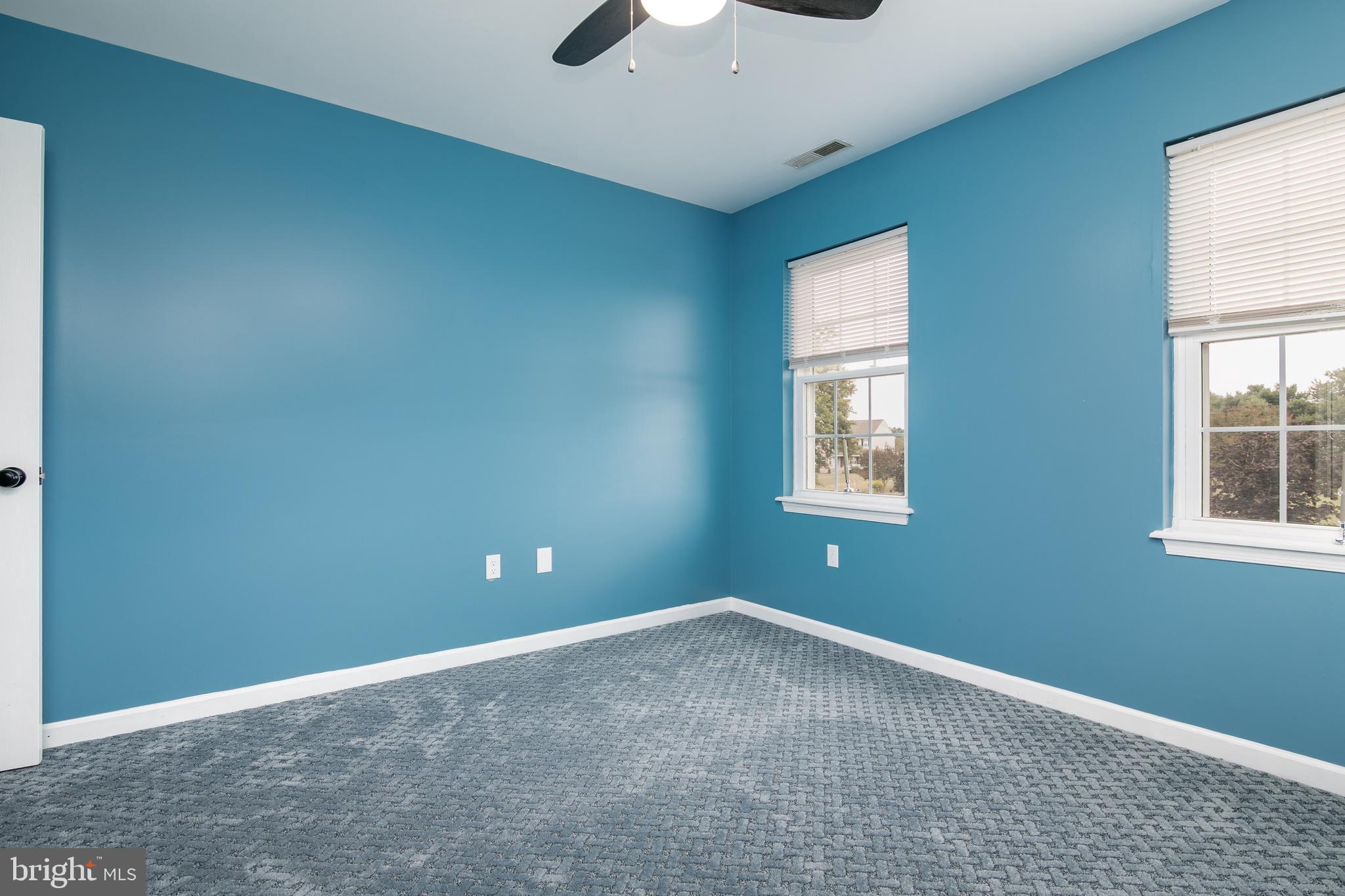 PEMBERTON PONDS - Residential