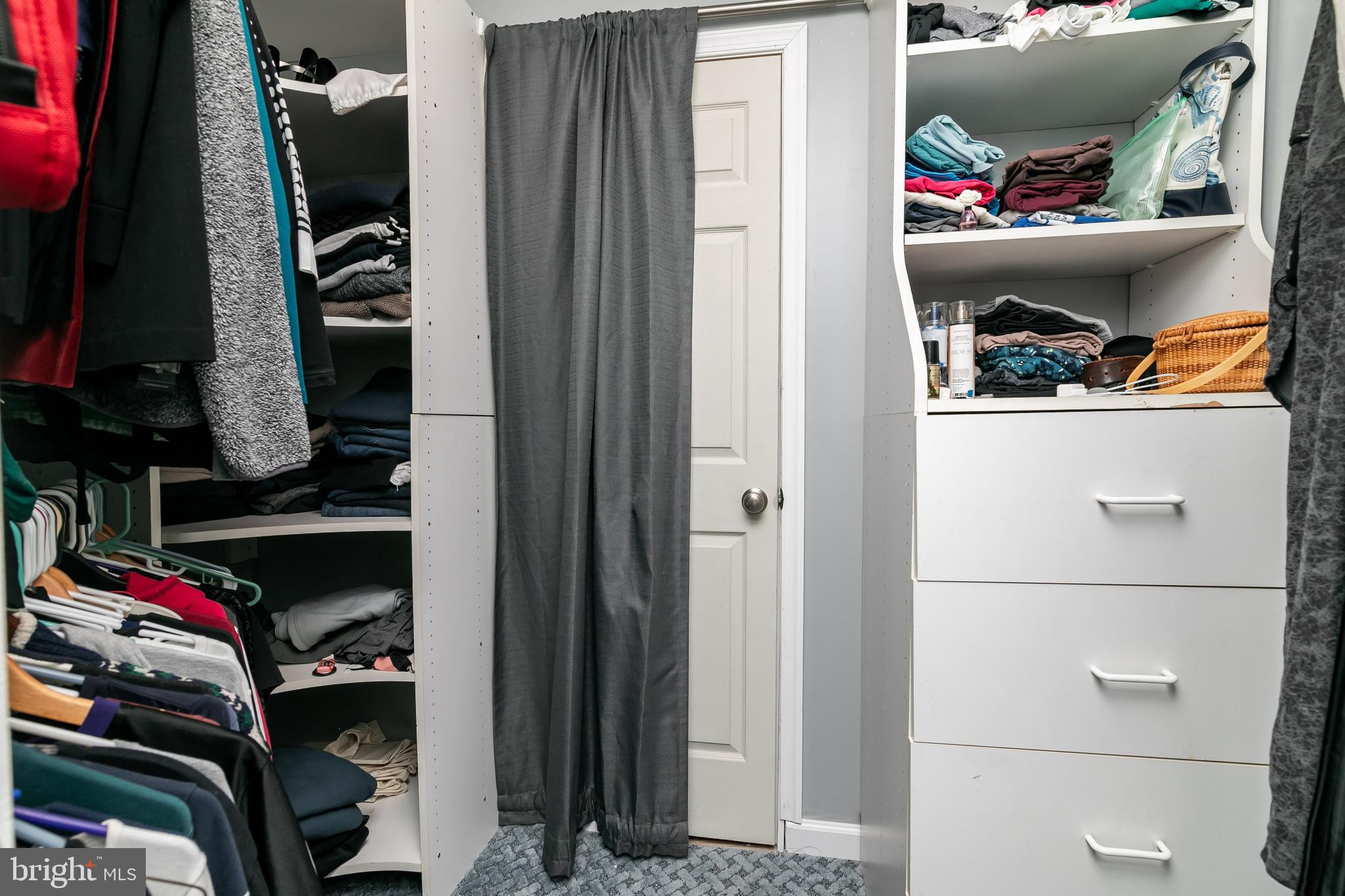 PEMBERTON PONDS - Residential