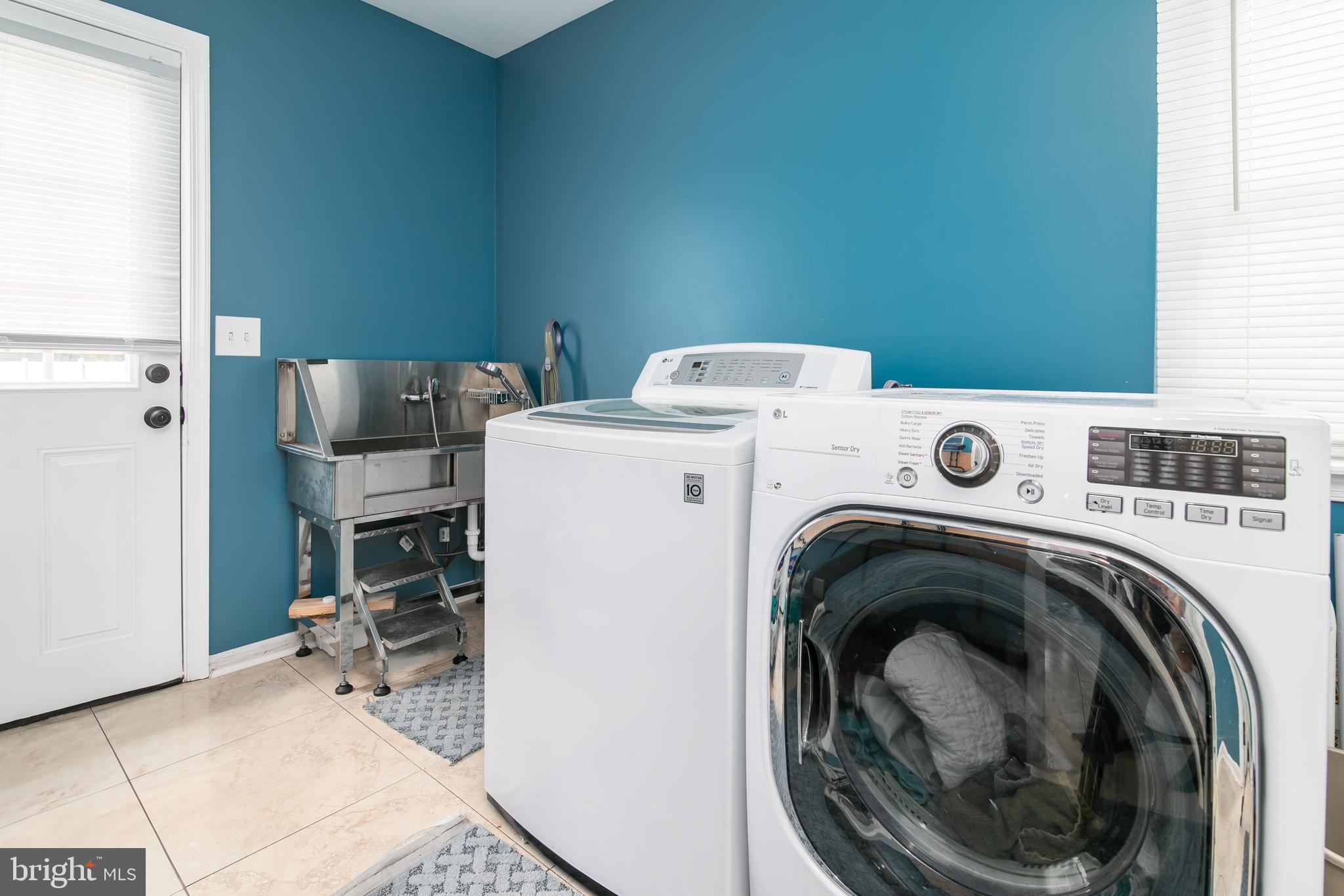 PEMBERTON PONDS - Residential