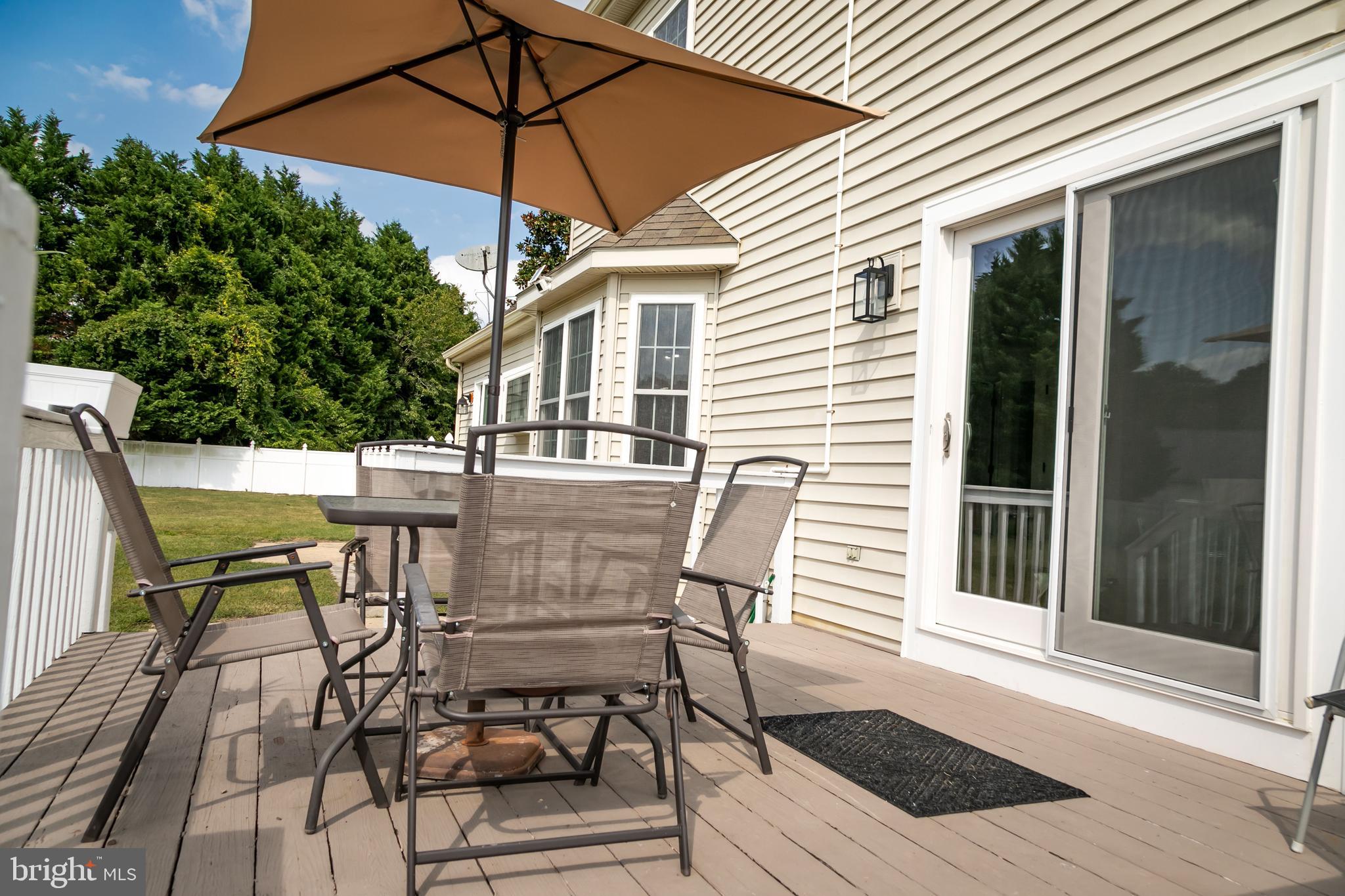 PEMBERTON PONDS - Residential