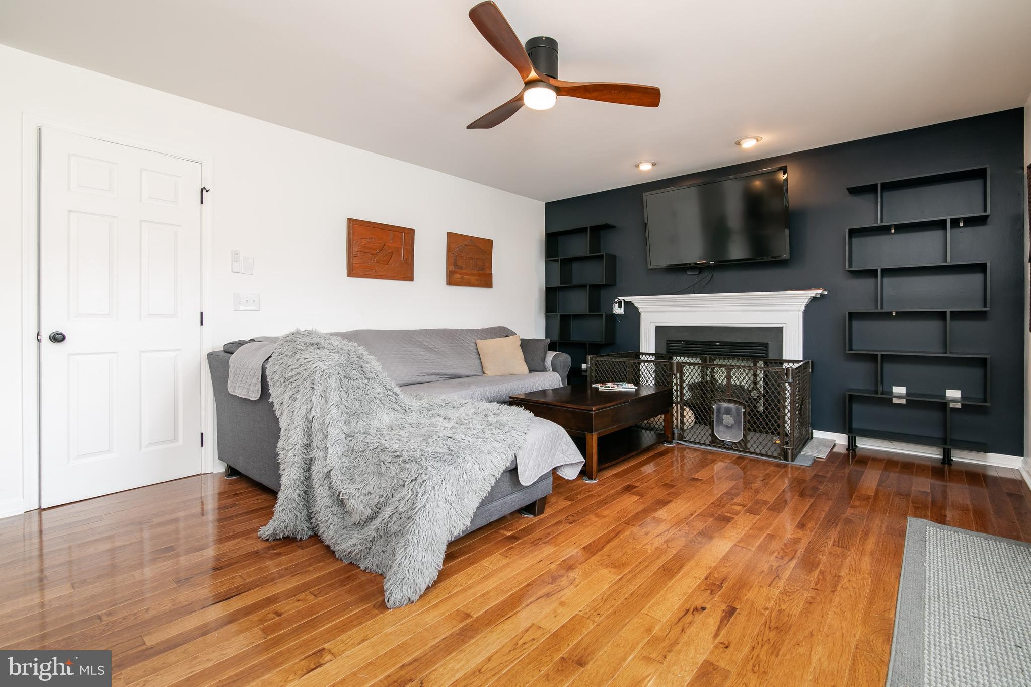 PEMBERTON PONDS - Residential