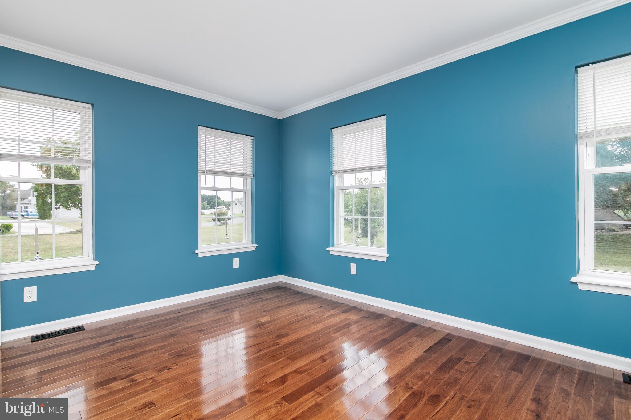 PEMBERTON PONDS - Residential