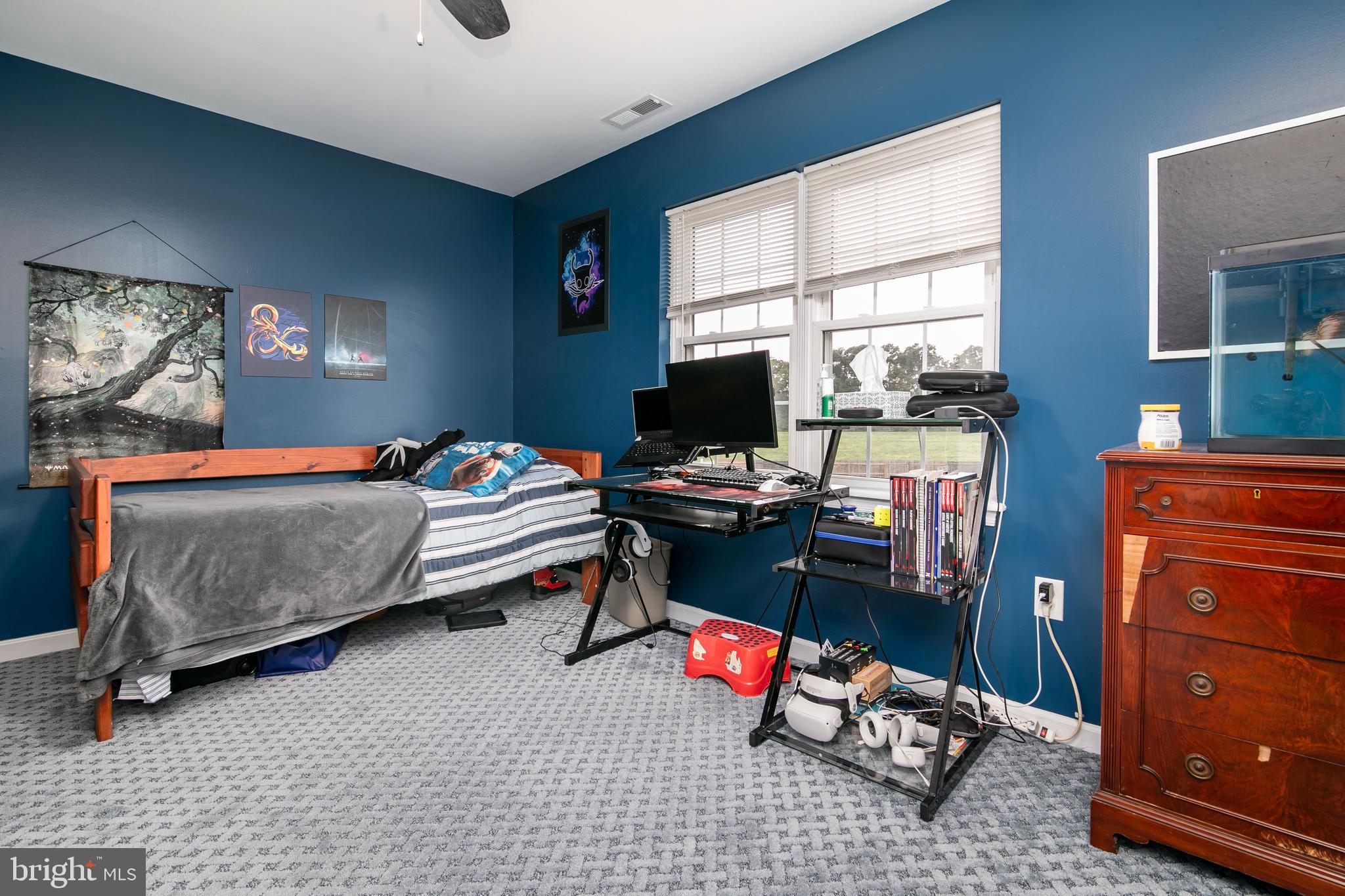 PEMBERTON PONDS - Residential