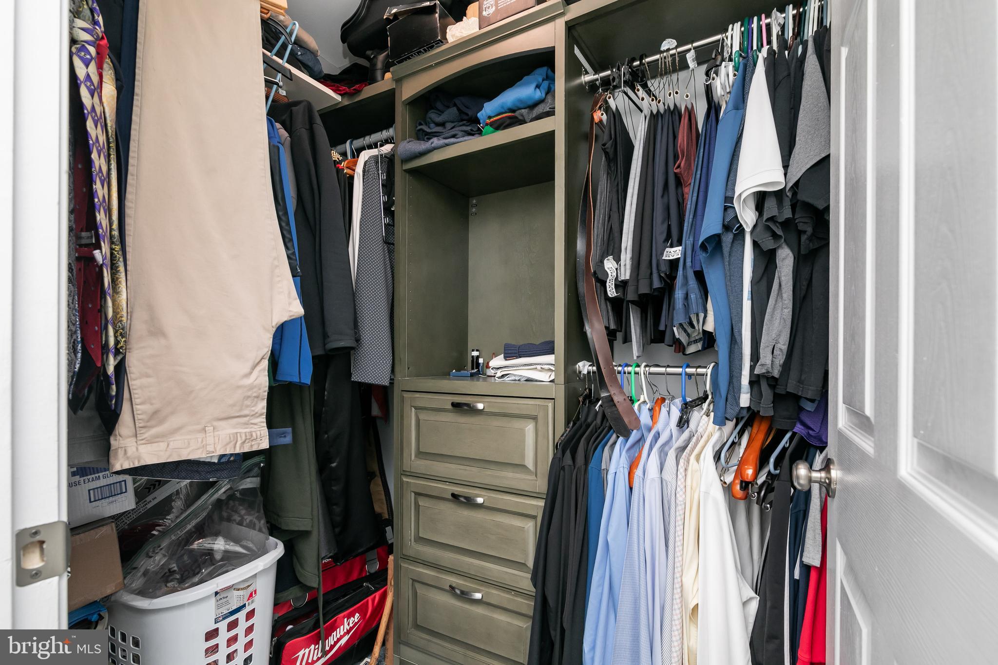 PEMBERTON PONDS - Residential