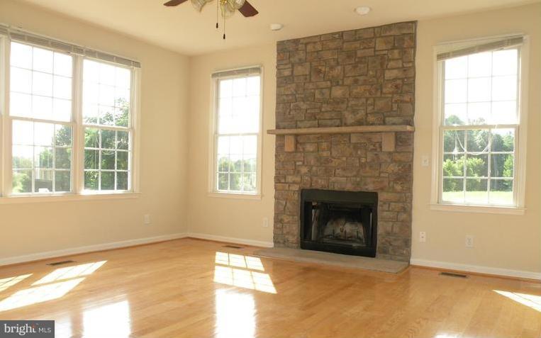 CHRISTY FARM - Residential Lease