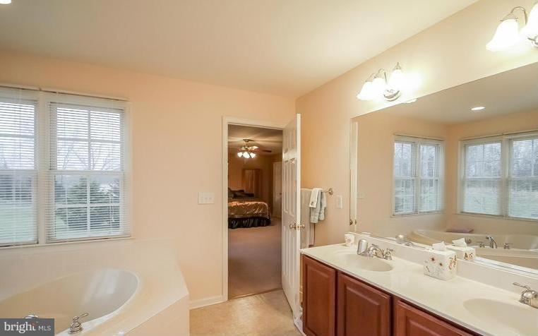 CHRISTY FARM - Residential Lease