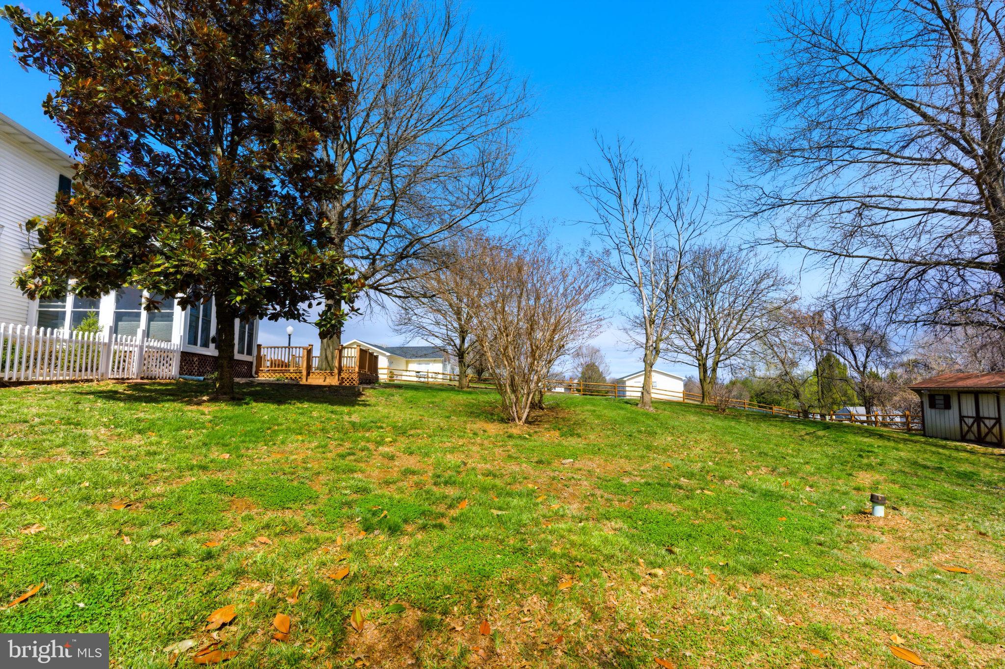 HOLLIS MANOR - Residential