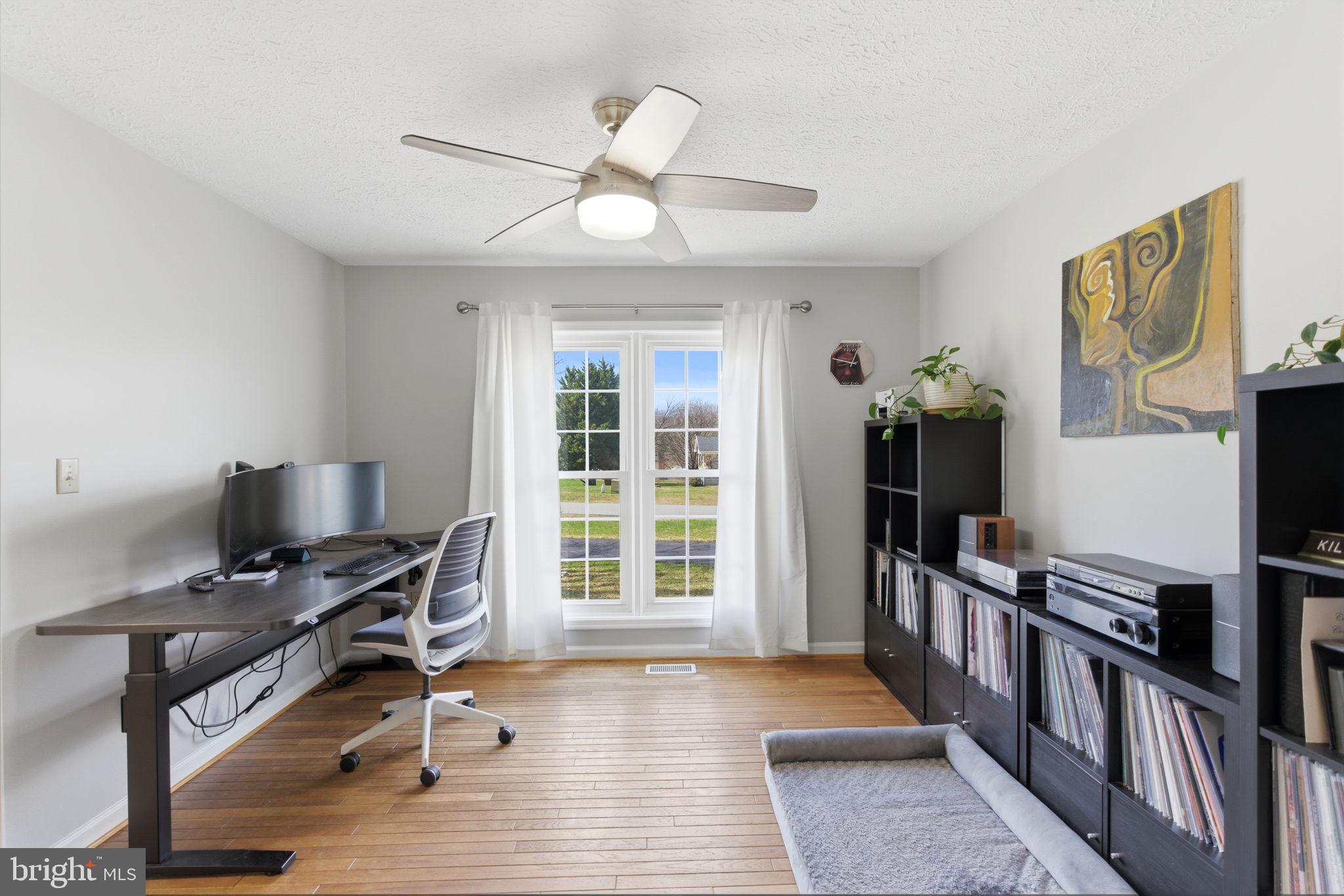 HOLLIS MANOR - Residential