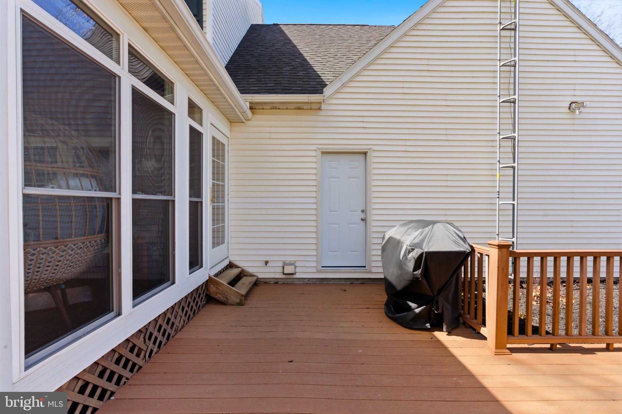 HOLLIS MANOR - Residential