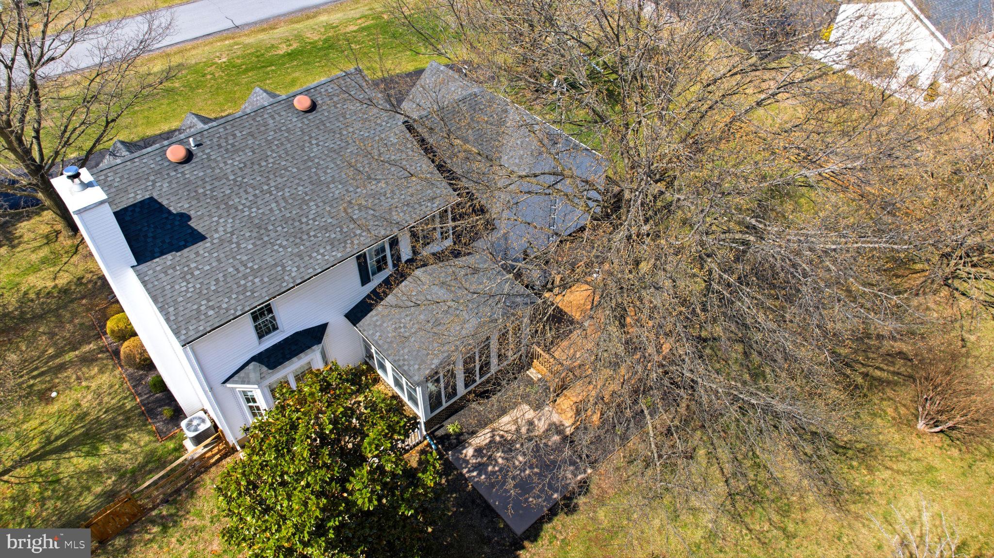 HOLLIS MANOR - Residential