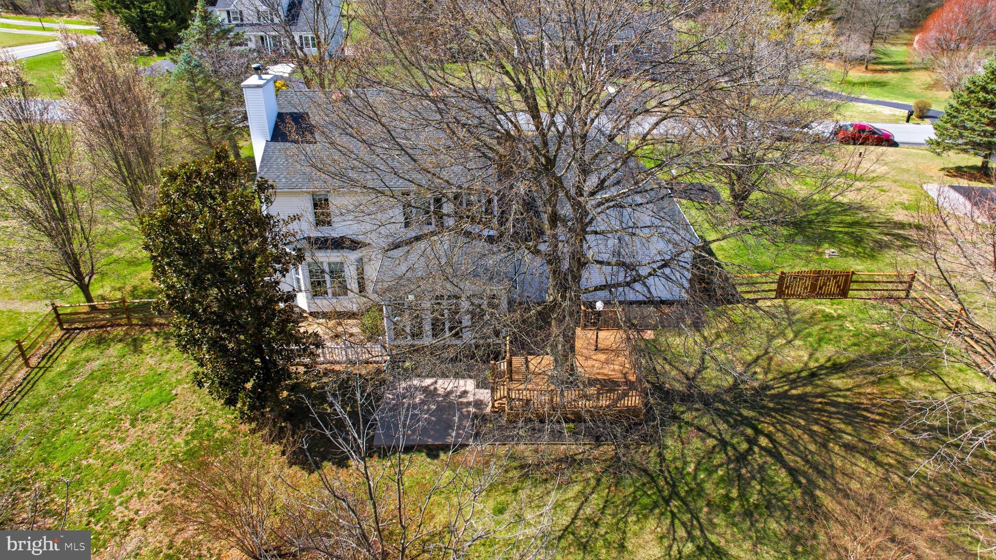 HOLLIS MANOR - Residential