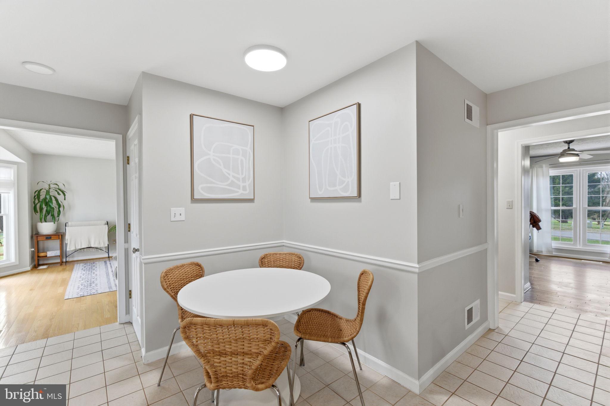 HOLLIS MANOR - Residential