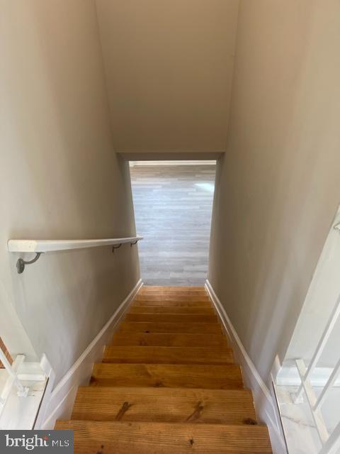 MURRAY HILL - Residential