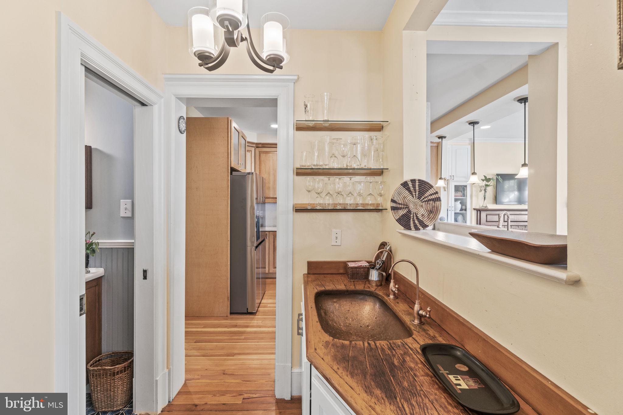 CHEVY CHASE - Residential