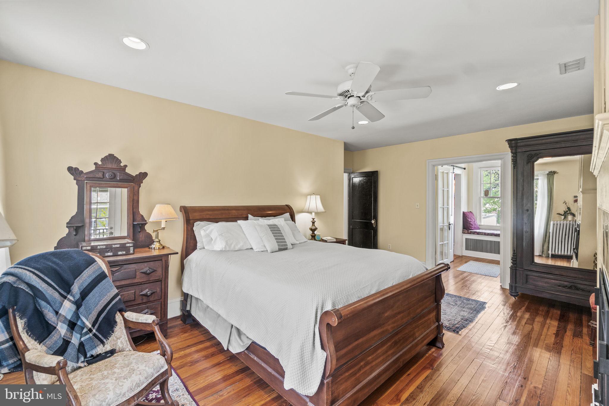 CHEVY CHASE - Residential