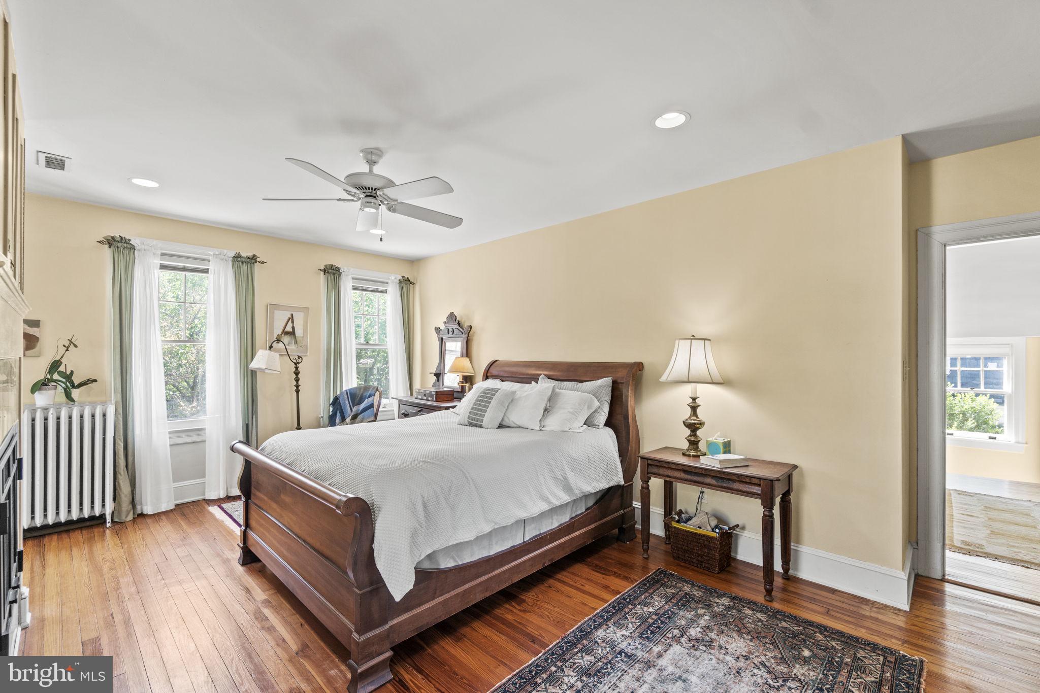 CHEVY CHASE - Residential