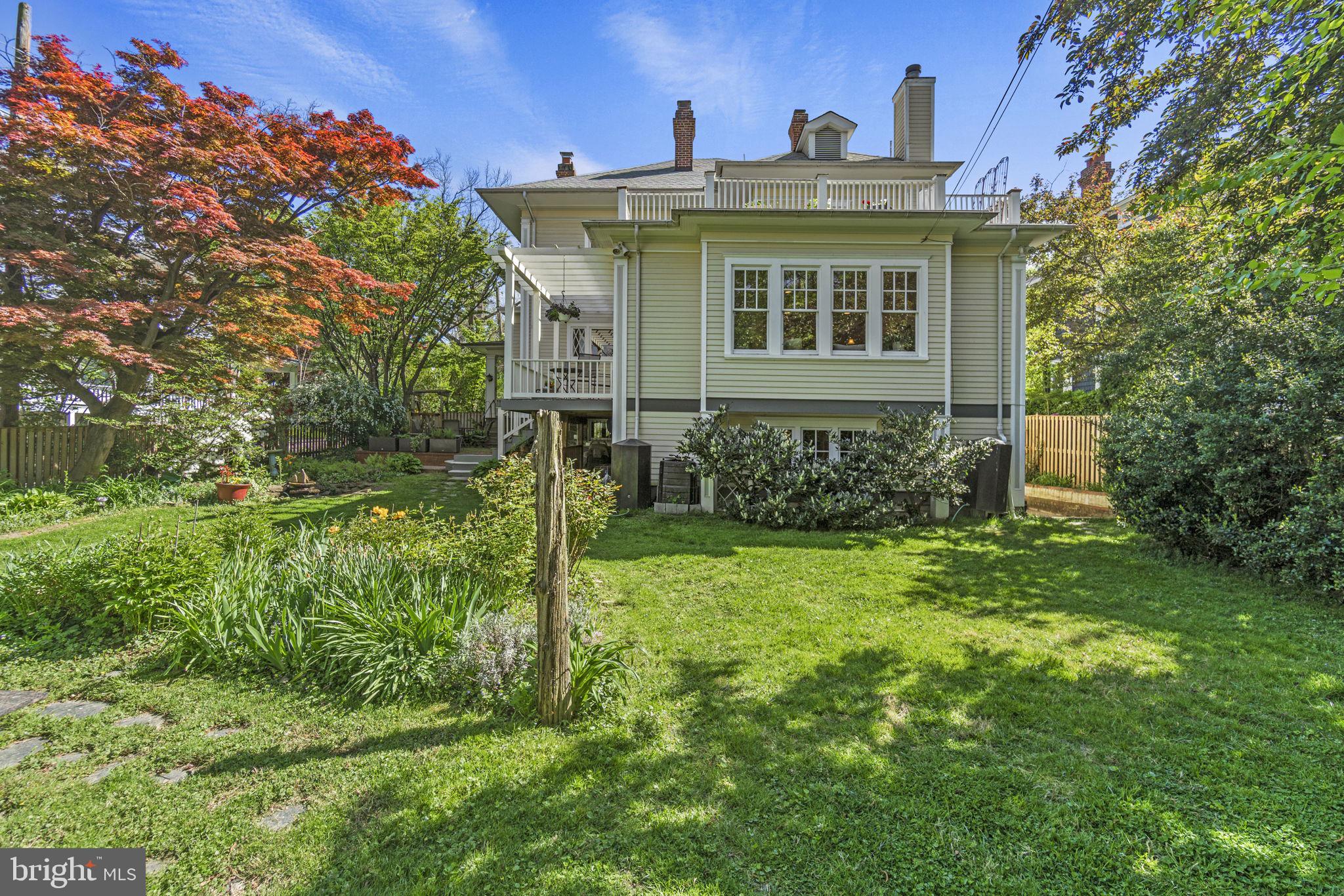 CHEVY CHASE - Residential