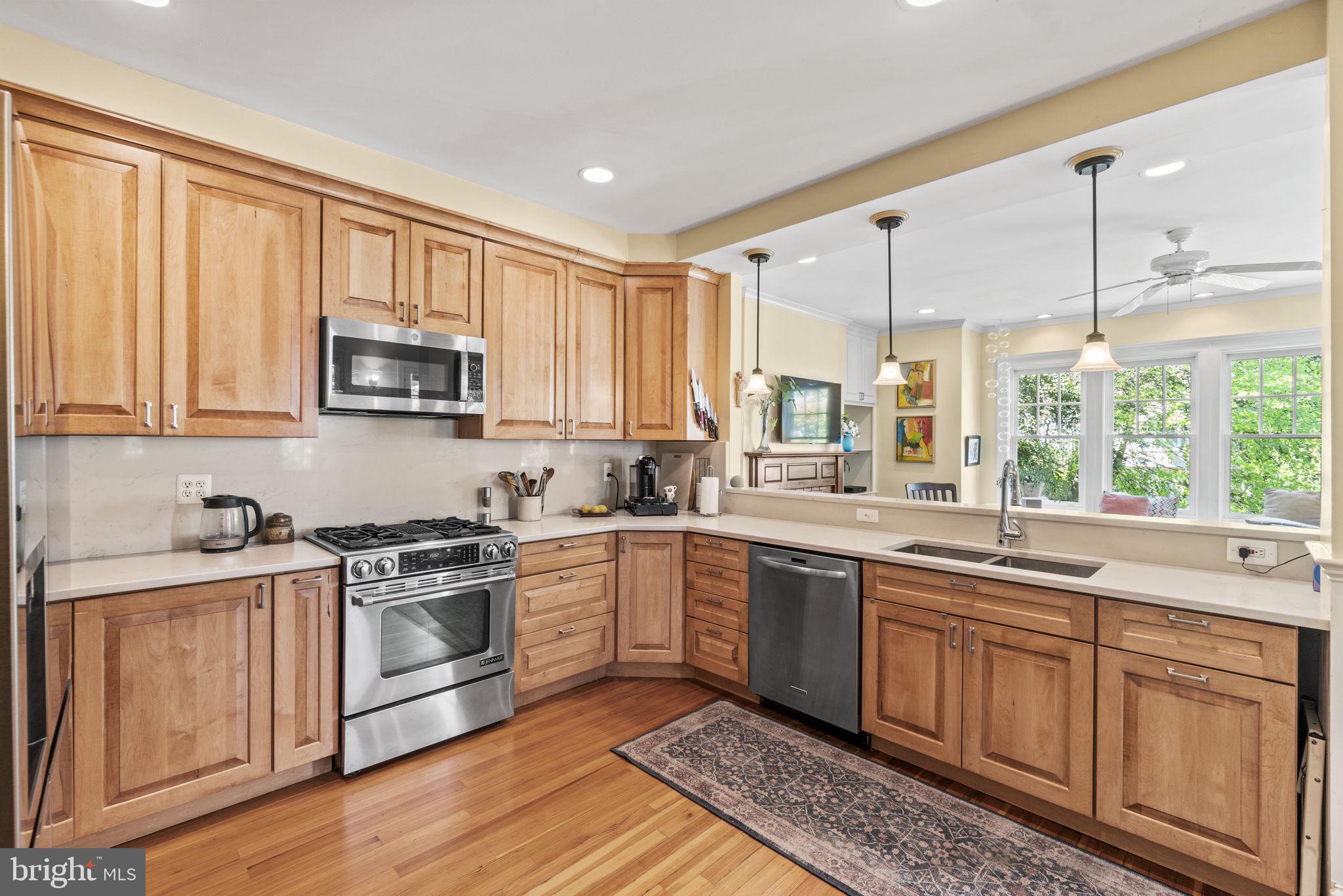 CHEVY CHASE - Residential