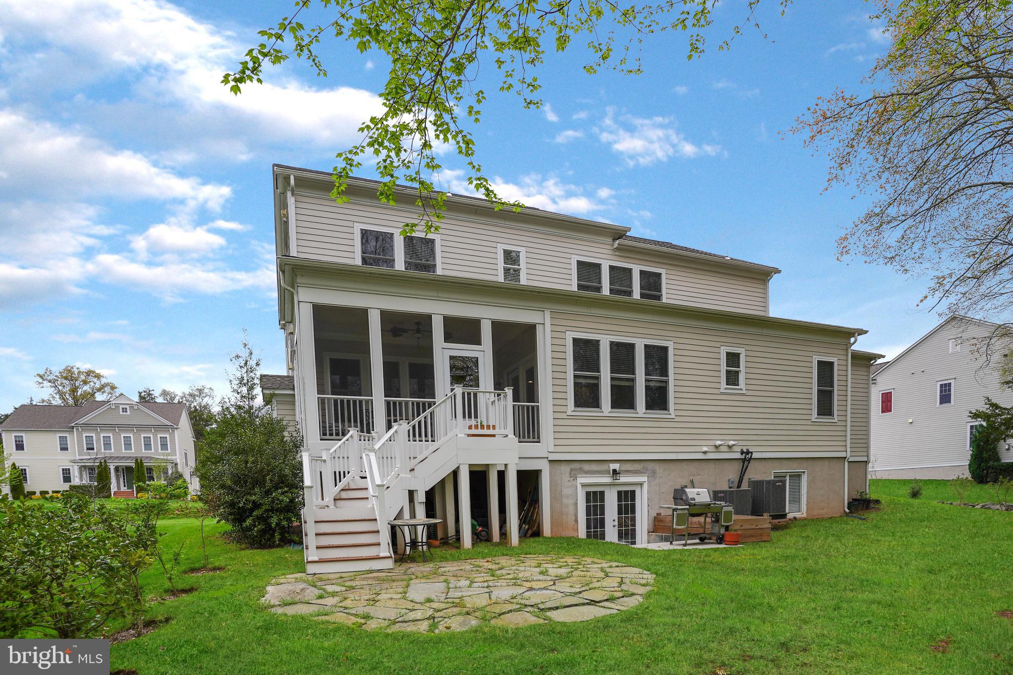 41209 SPECKLED WREN COURT