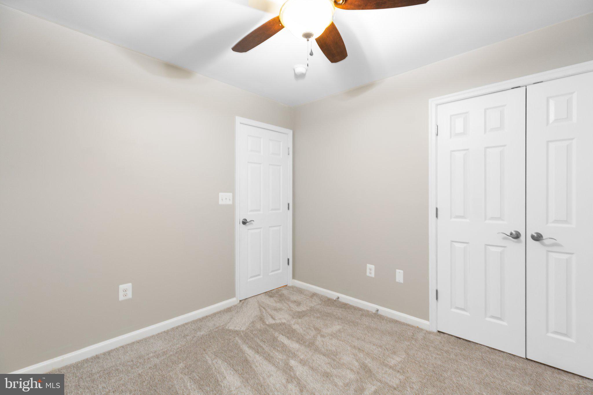 STONEYBROOKE - Residential