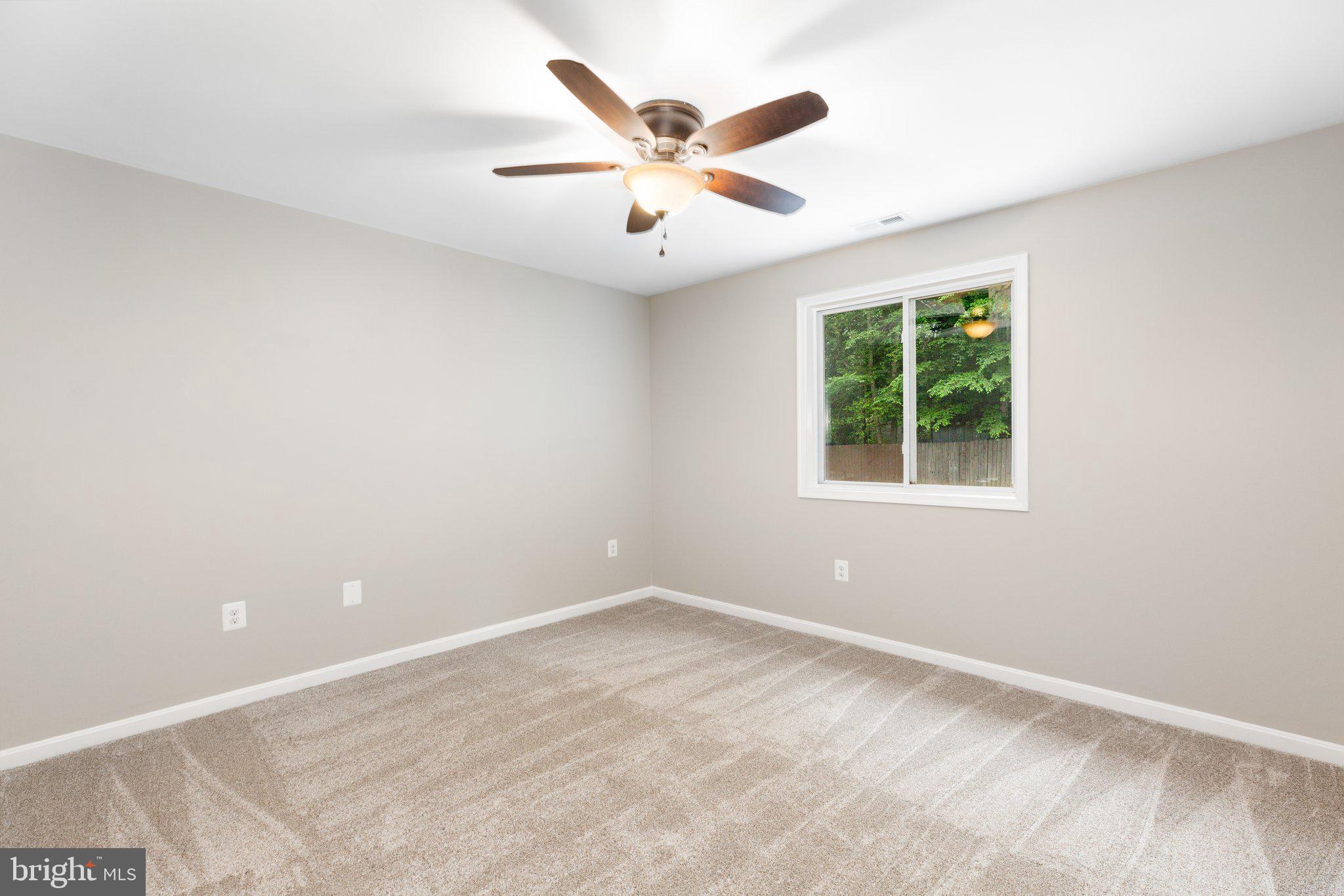 STONEYBROOKE - Residential