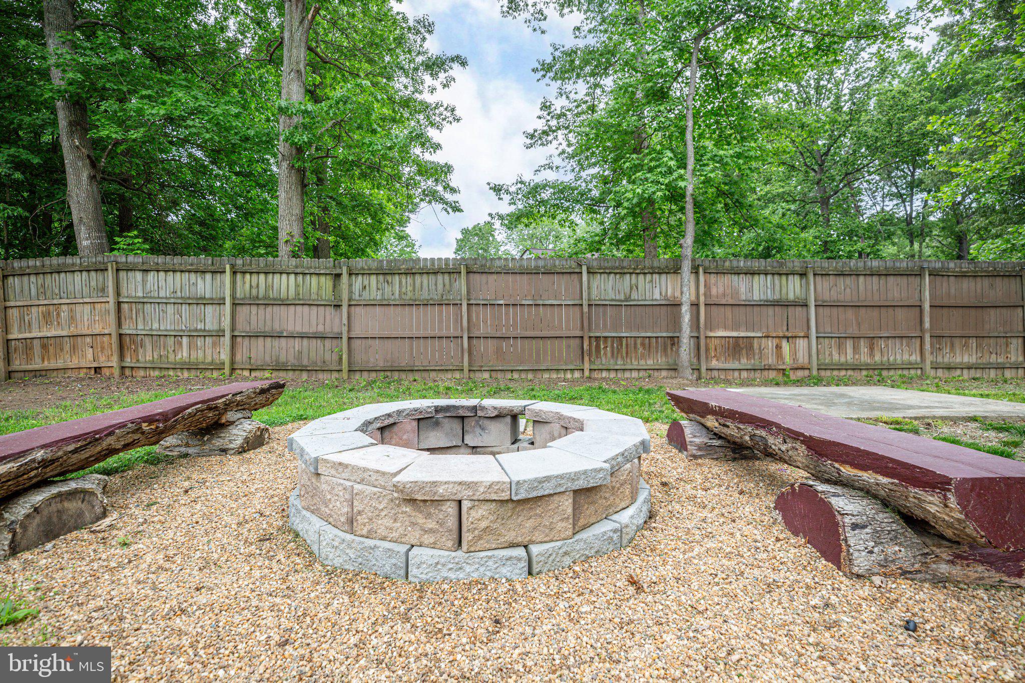 STONEYBROOKE - Residential