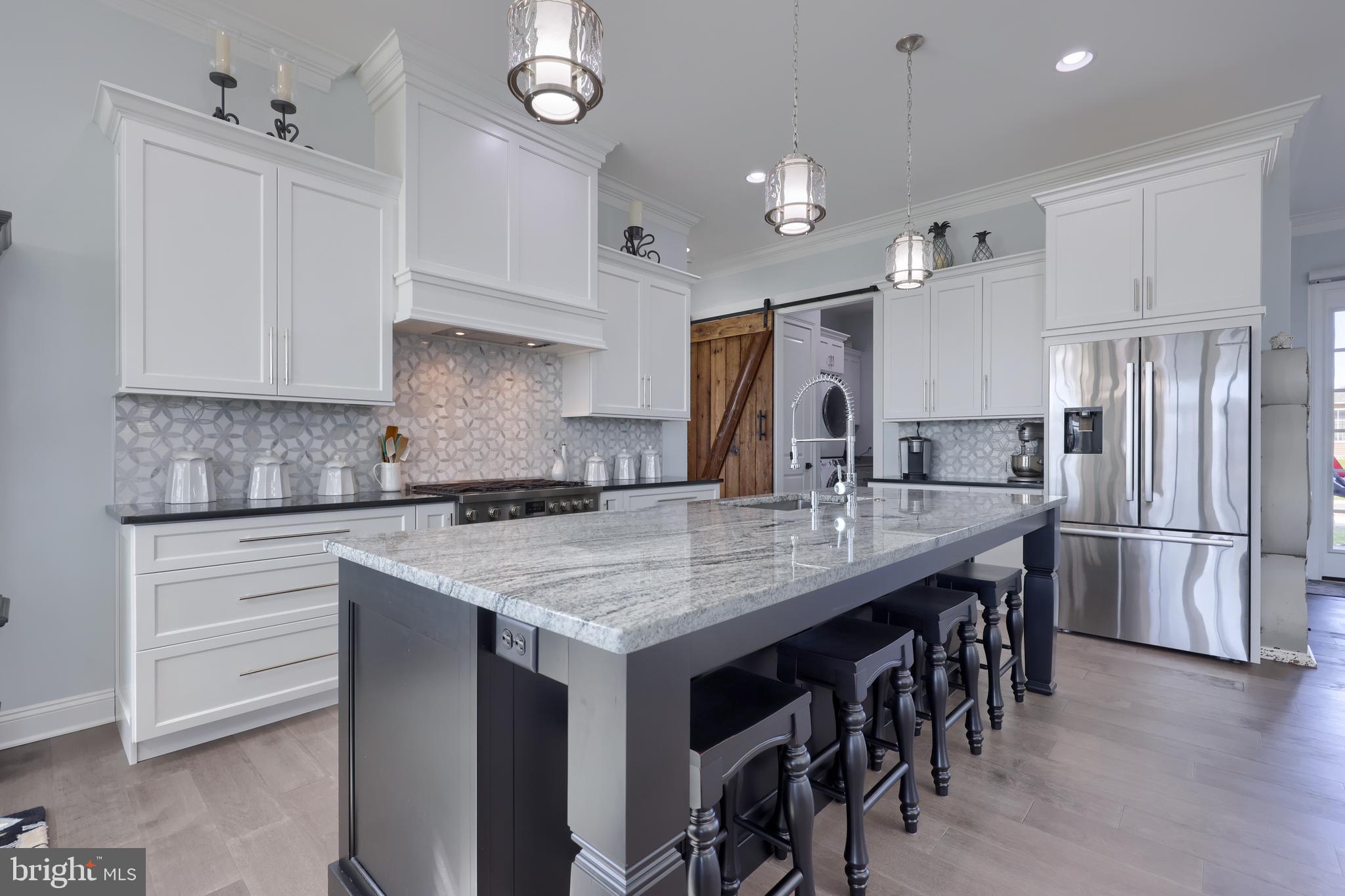 HAYDN MANOR - Residential