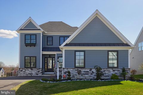 Photo of 2524 Crowfoot Lane, East Petersburg, PA 17520 (MLS # PALA2048444)