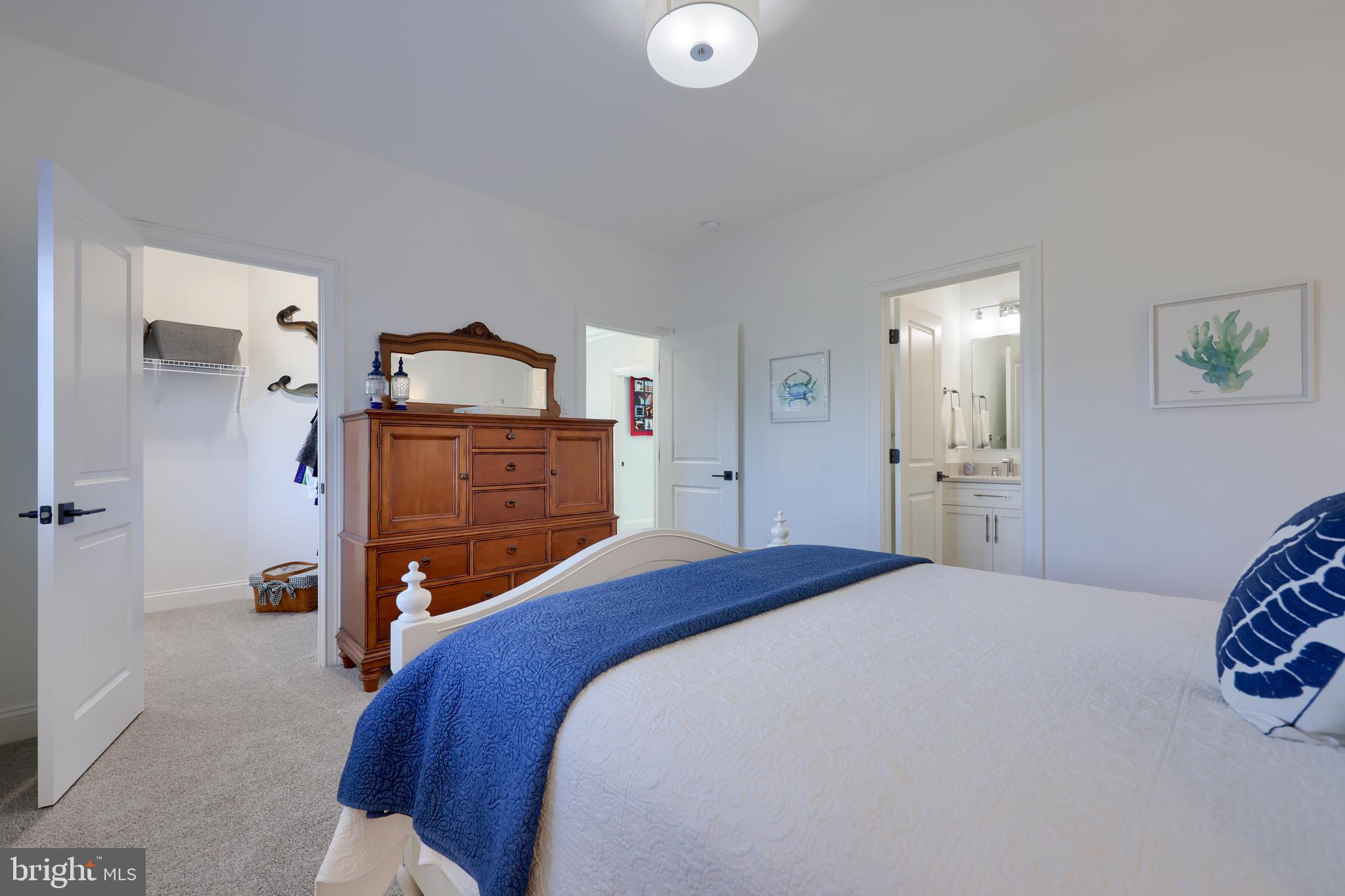 HAYDN MANOR - Residential