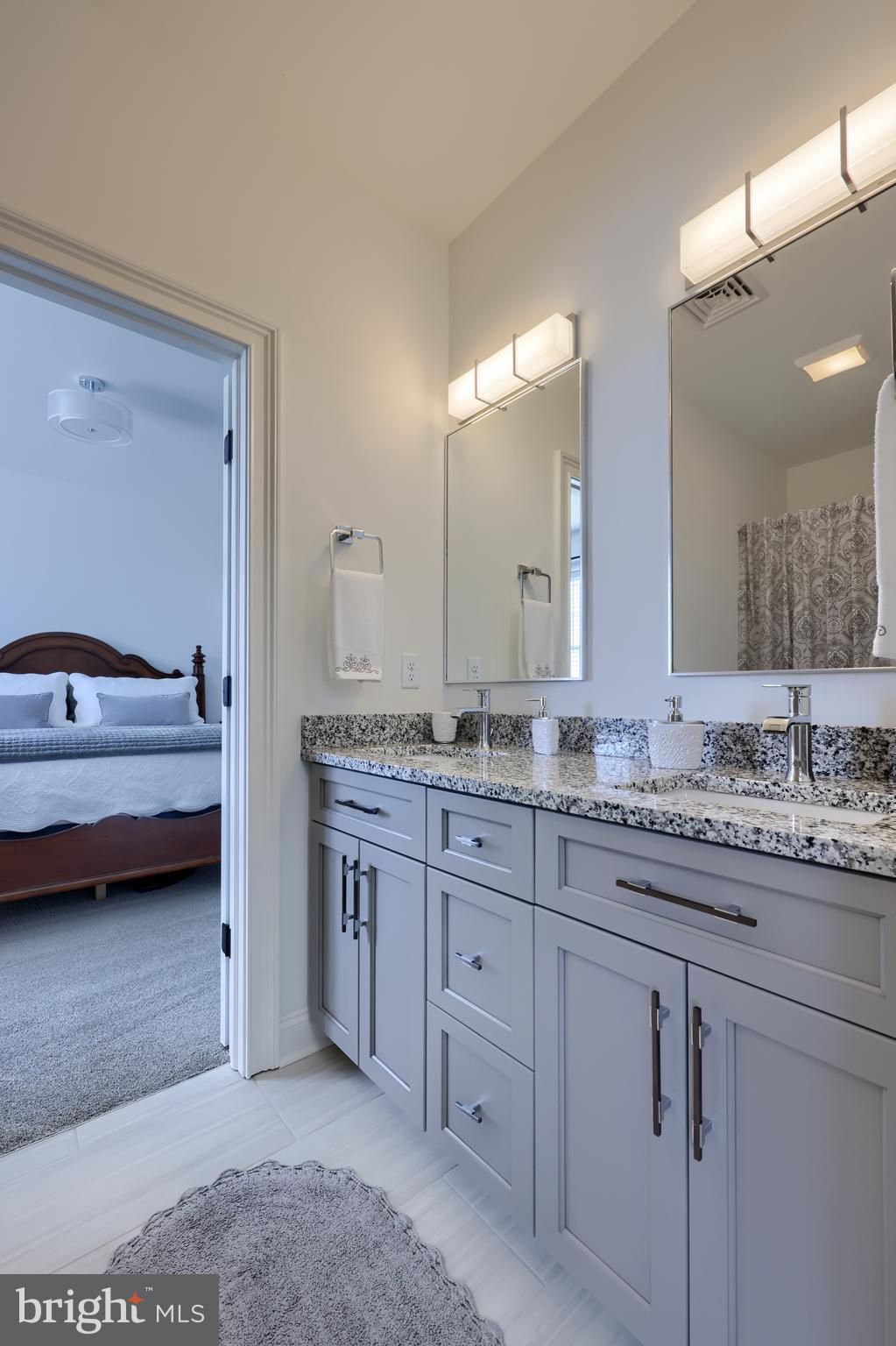 HAYDN MANOR - Residential