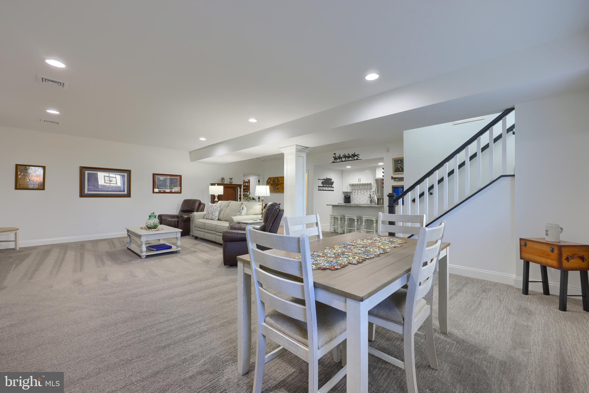 HAYDN MANOR - Residential