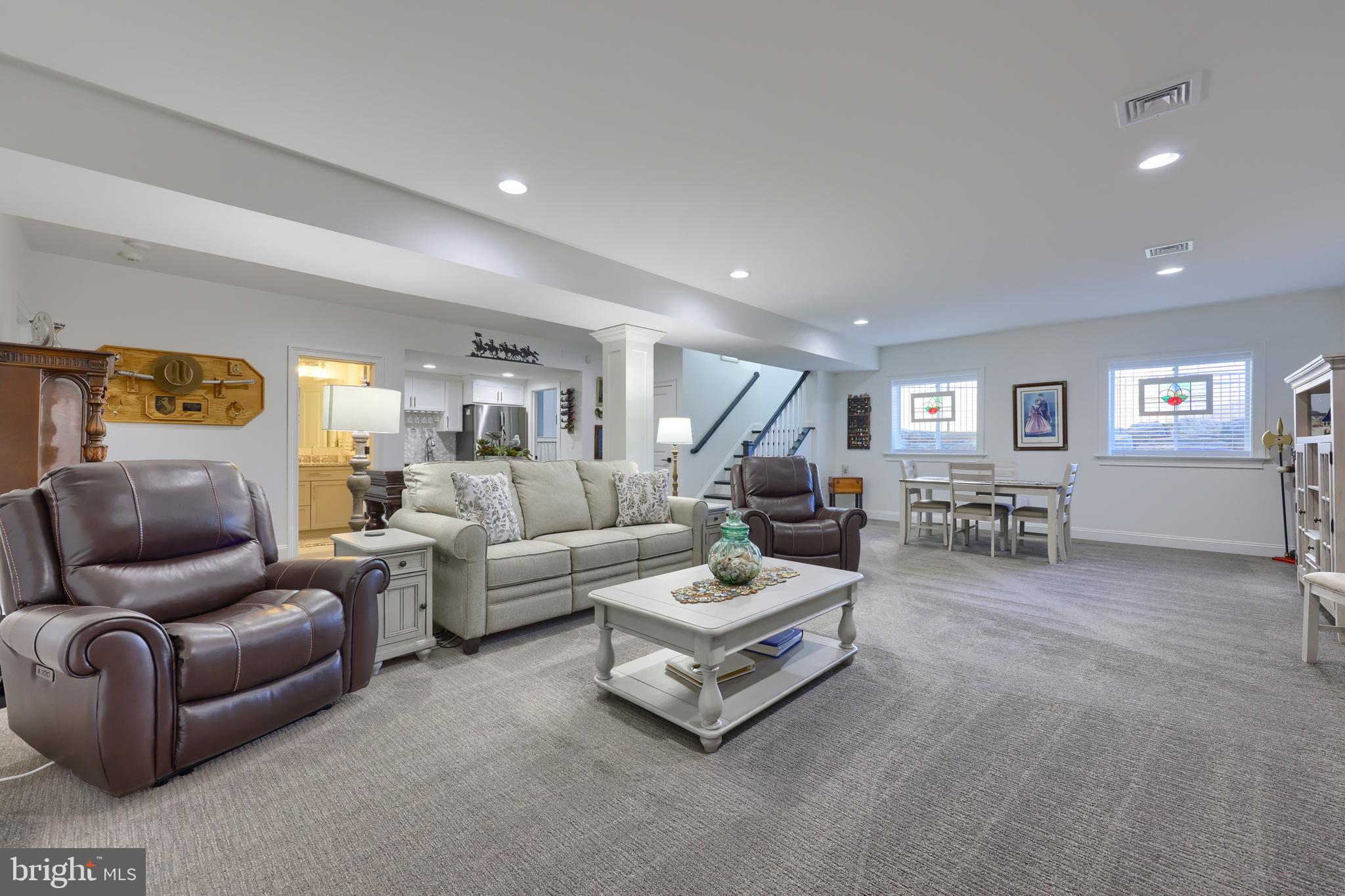 HAYDN MANOR - Residential