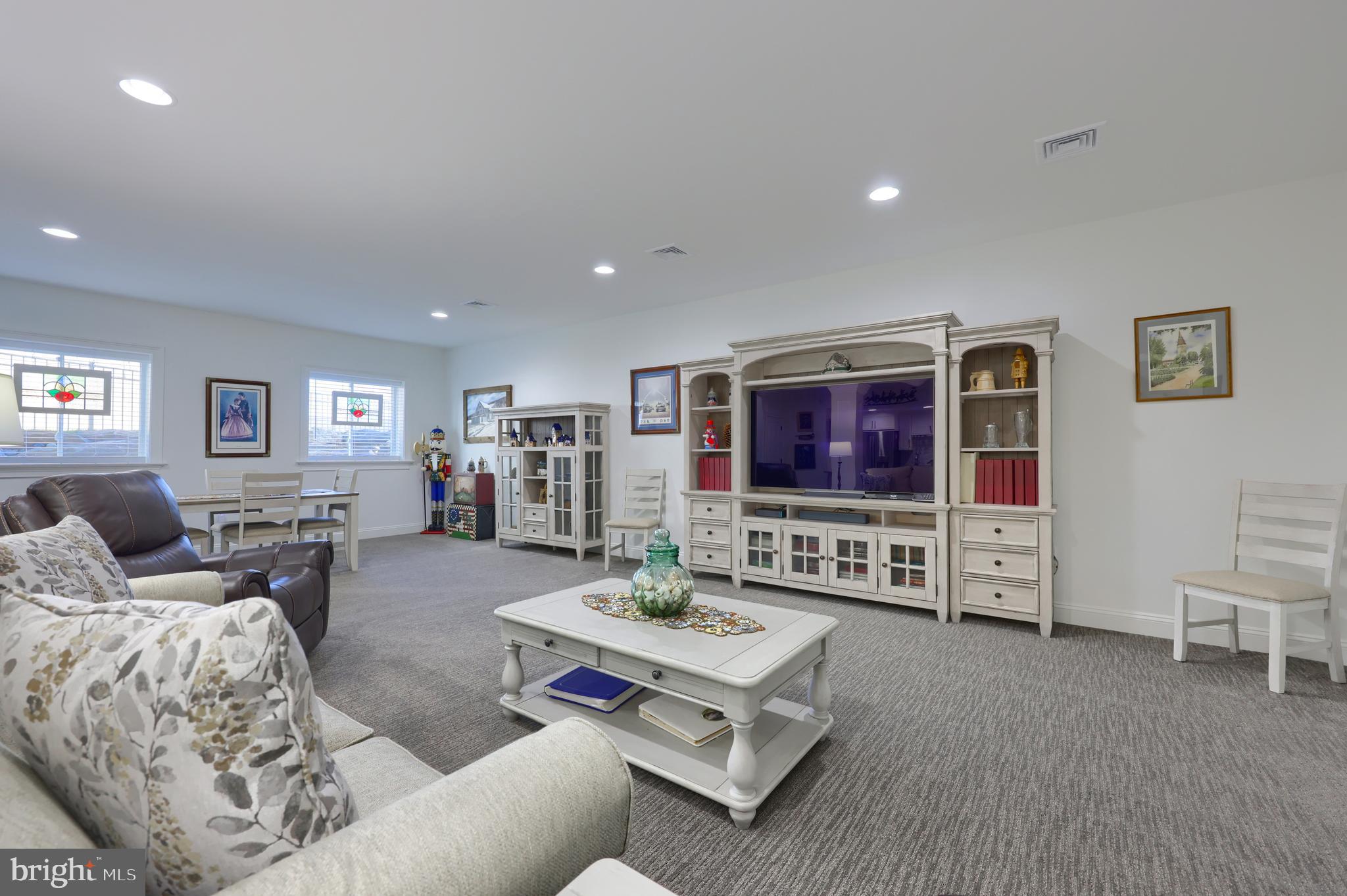 HAYDN MANOR - Residential