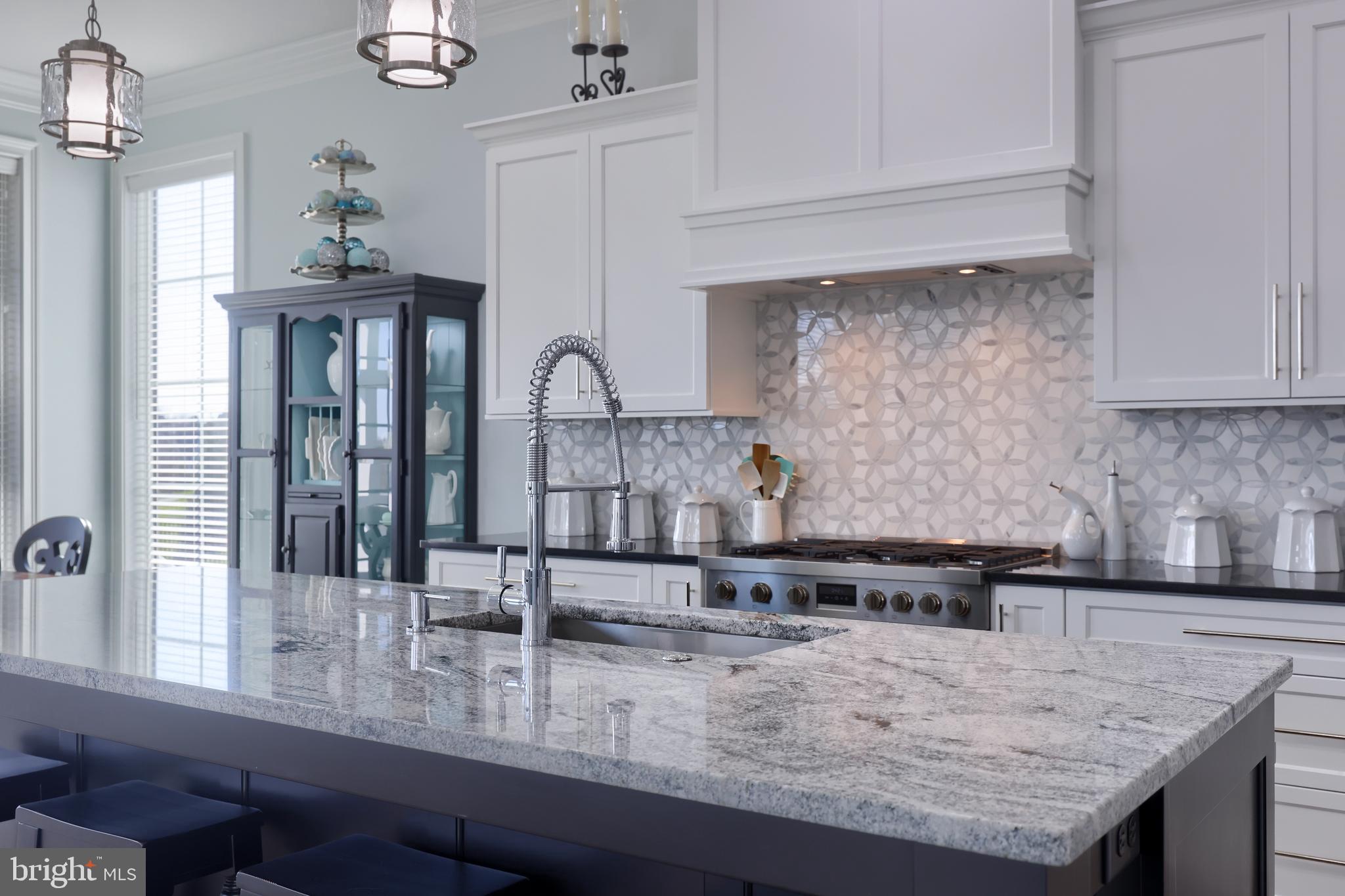 HAYDN MANOR - Residential