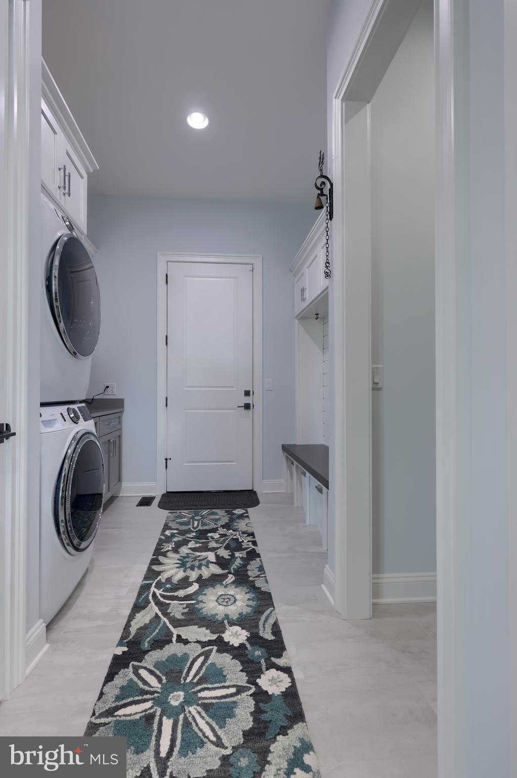 HAYDN MANOR - Residential