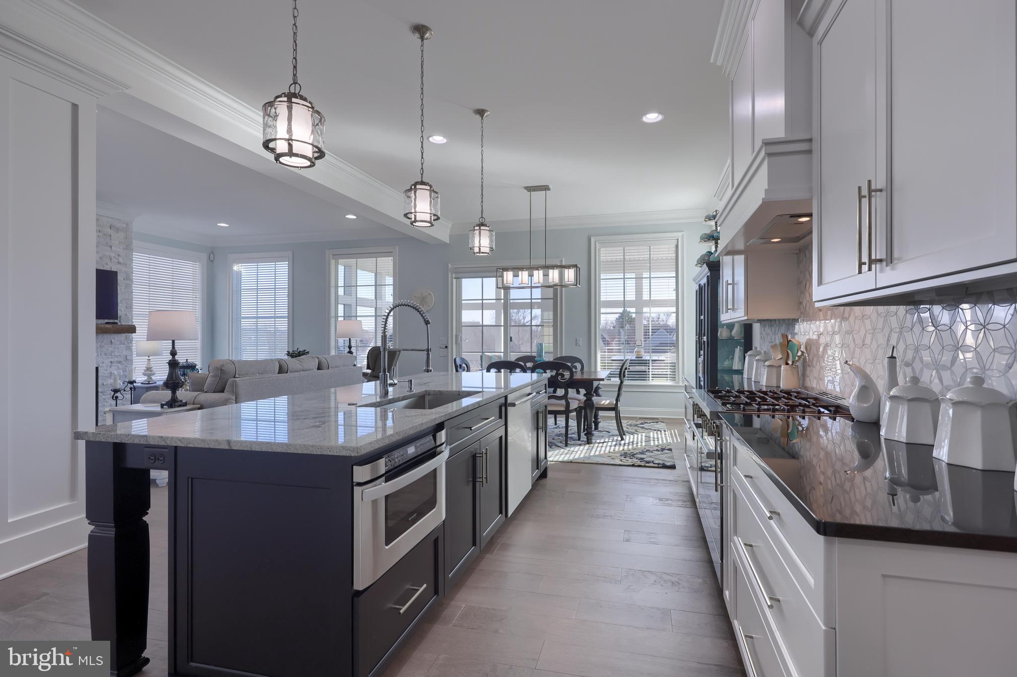 HAYDN MANOR - Residential