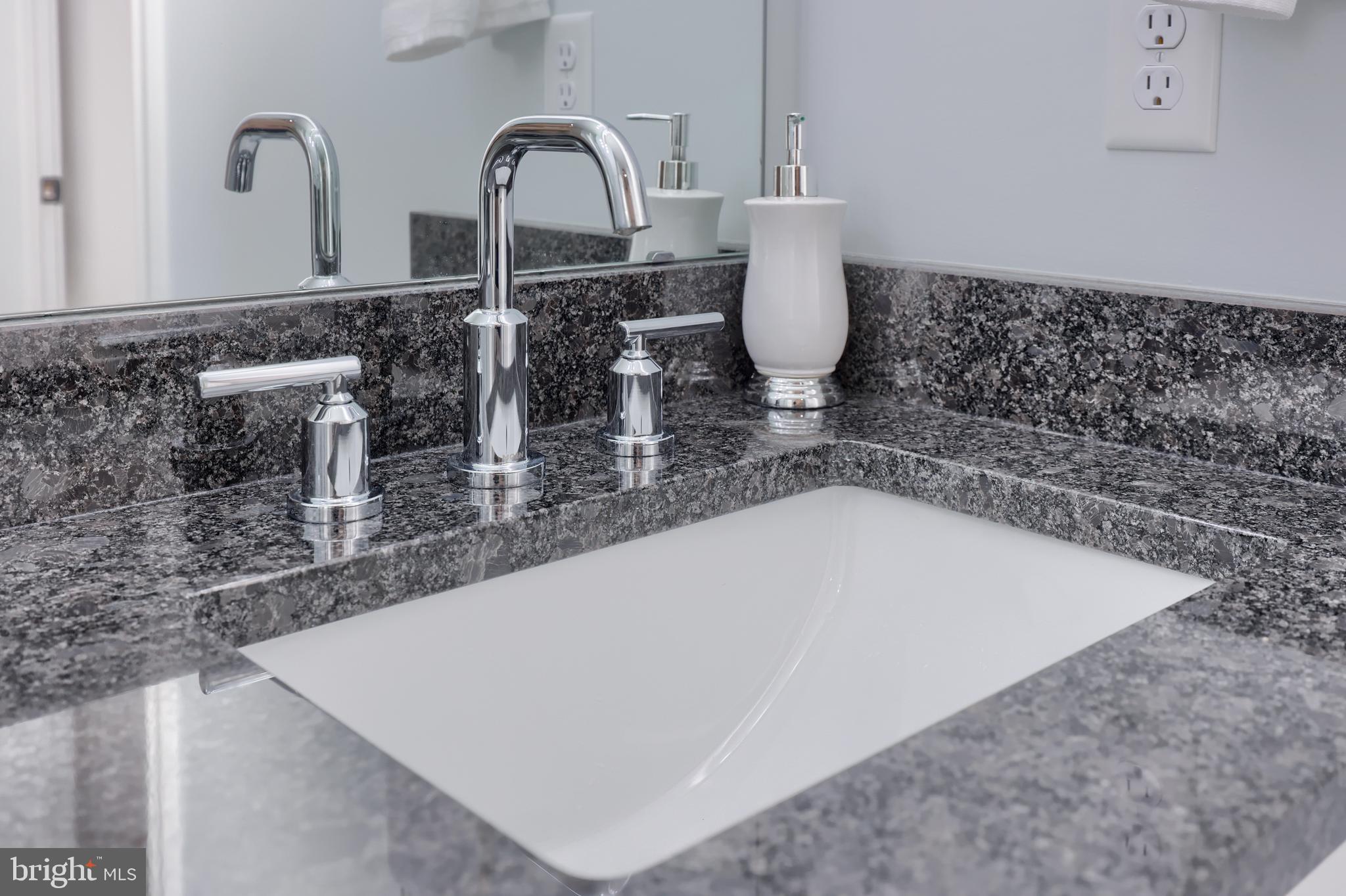 HAYDN MANOR - Residential