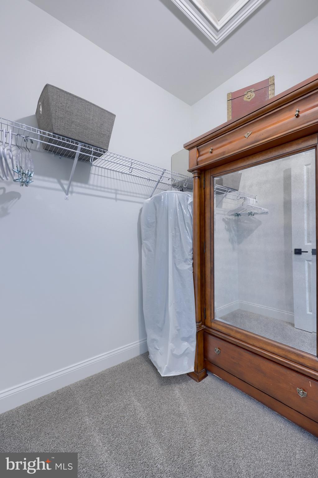 HAYDN MANOR - Residential