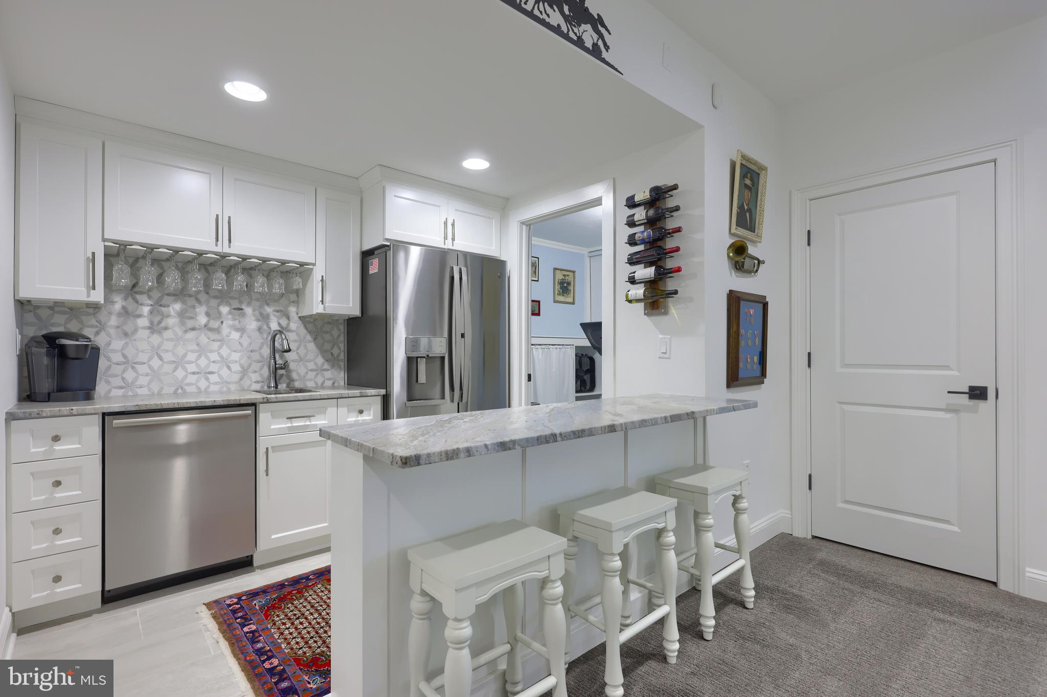 HAYDN MANOR - Residential