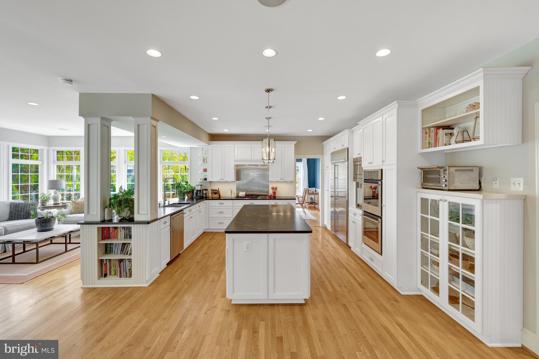 CANTERBURY WOODS - Residential