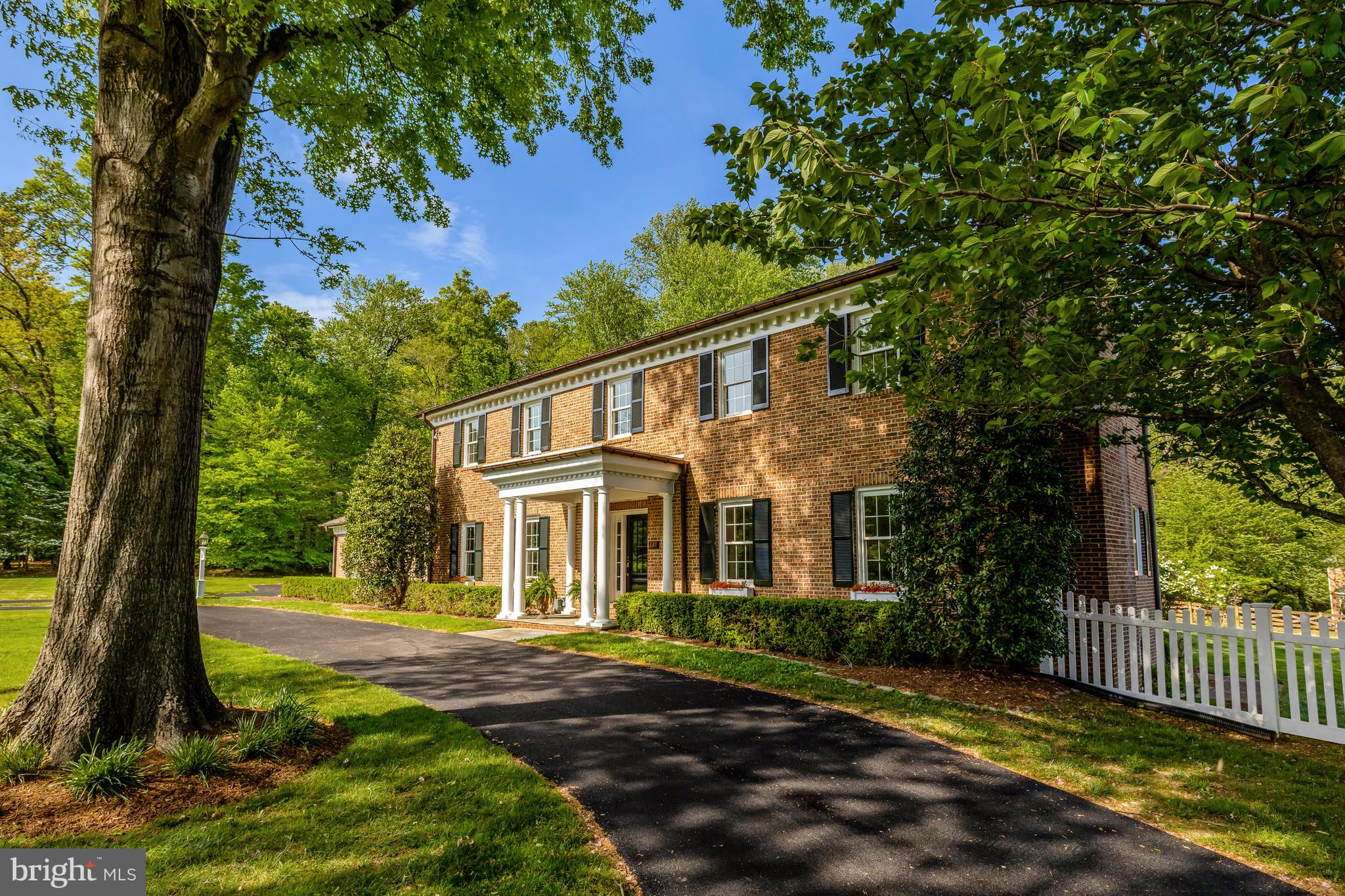 CANTERBURY WOODS - Residential