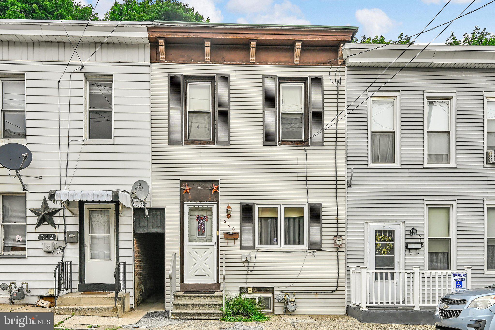 240 N 12TH STREET