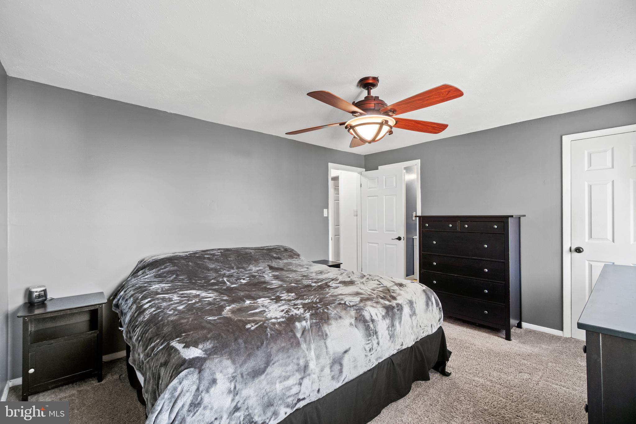 ELIZABETHS LANDING - Residential