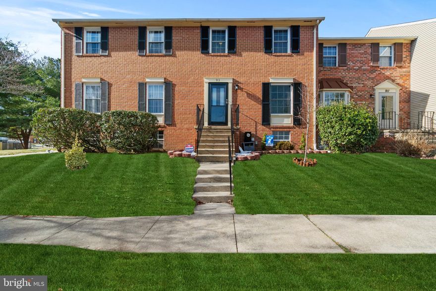 Multiple Offer Received.  Offer deadline is Monday, January 18th @ 12:00 noon.  Welcome to the beautiful waterfront community of Elizabeth's Landing. This charming community sits on the Stoney Creek and is perfect for water lovers! This well-maintained townhome features beautiful hardwood floors on the main level.  The updated kitchen boast porcelain tile flooring, granite countertops and stainless-steel appliances.  There is a large dining area just off the kitchen that overlooks a spacious deck, perfect for entertaining.  Many windows provide stunning natural light throughout the main level. Upstairs you will find three bedrooms to include an owner's suite with a walk-in closet. The finished lower level is perfect for entertaining or lounging and walks out to a fully fenced backyard.  Enjoy outdoor time on the deck, in the yard or on the rear patio.  There is a bonus space on the lower level just behind the laundry room. This area makes the perfect home gym, workshop or flex space. Recent updates include 2018 water heater, washer and dryer 2018 and refrigerator 2020. The home is conveniently located and makes an easy commute to Baltimore or Annapolis.