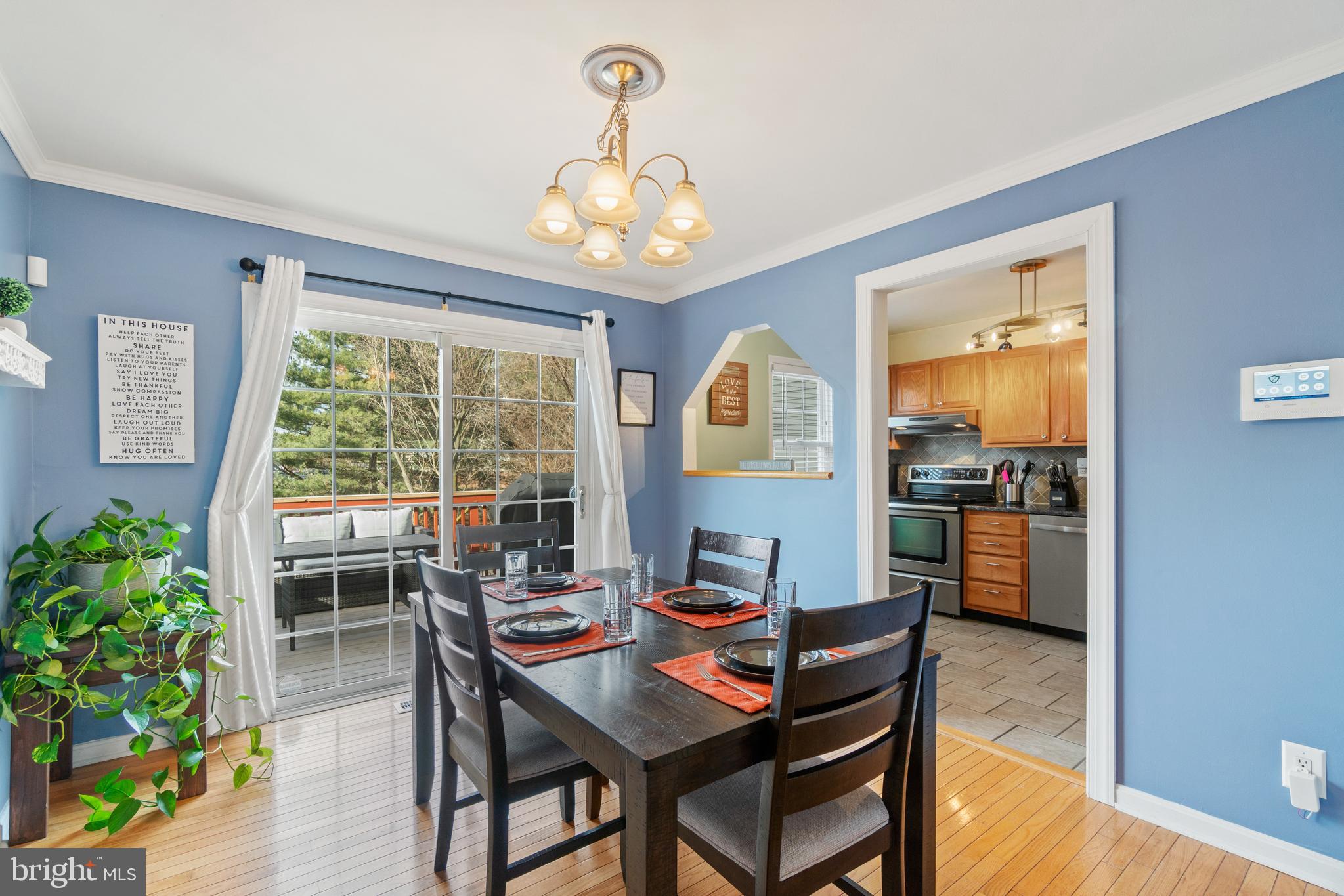 ELIZABETHS LANDING - Residential