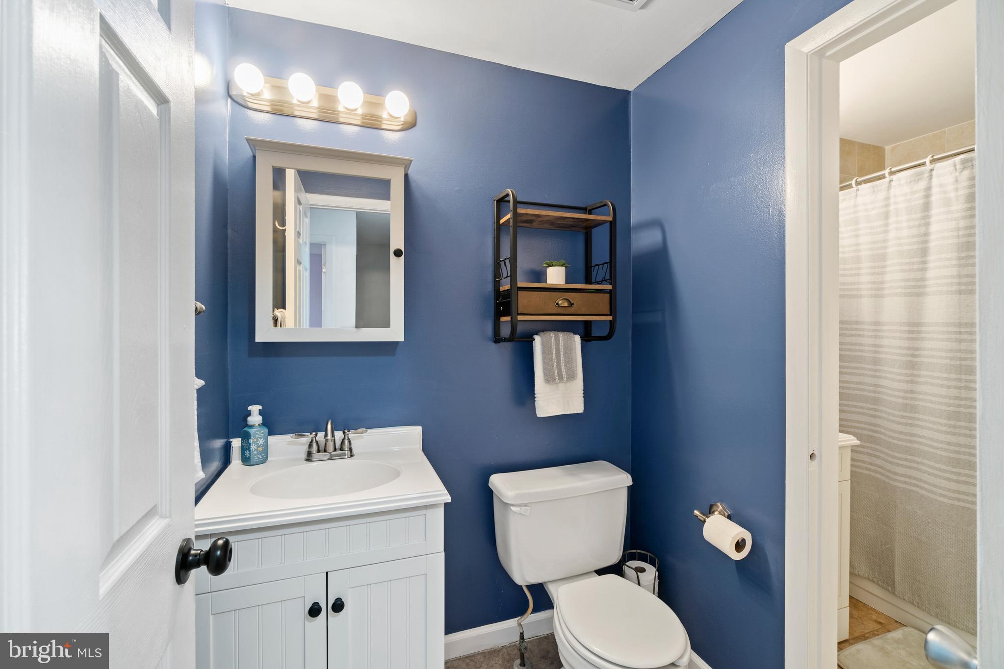 ELIZABETHS LANDING - Residential