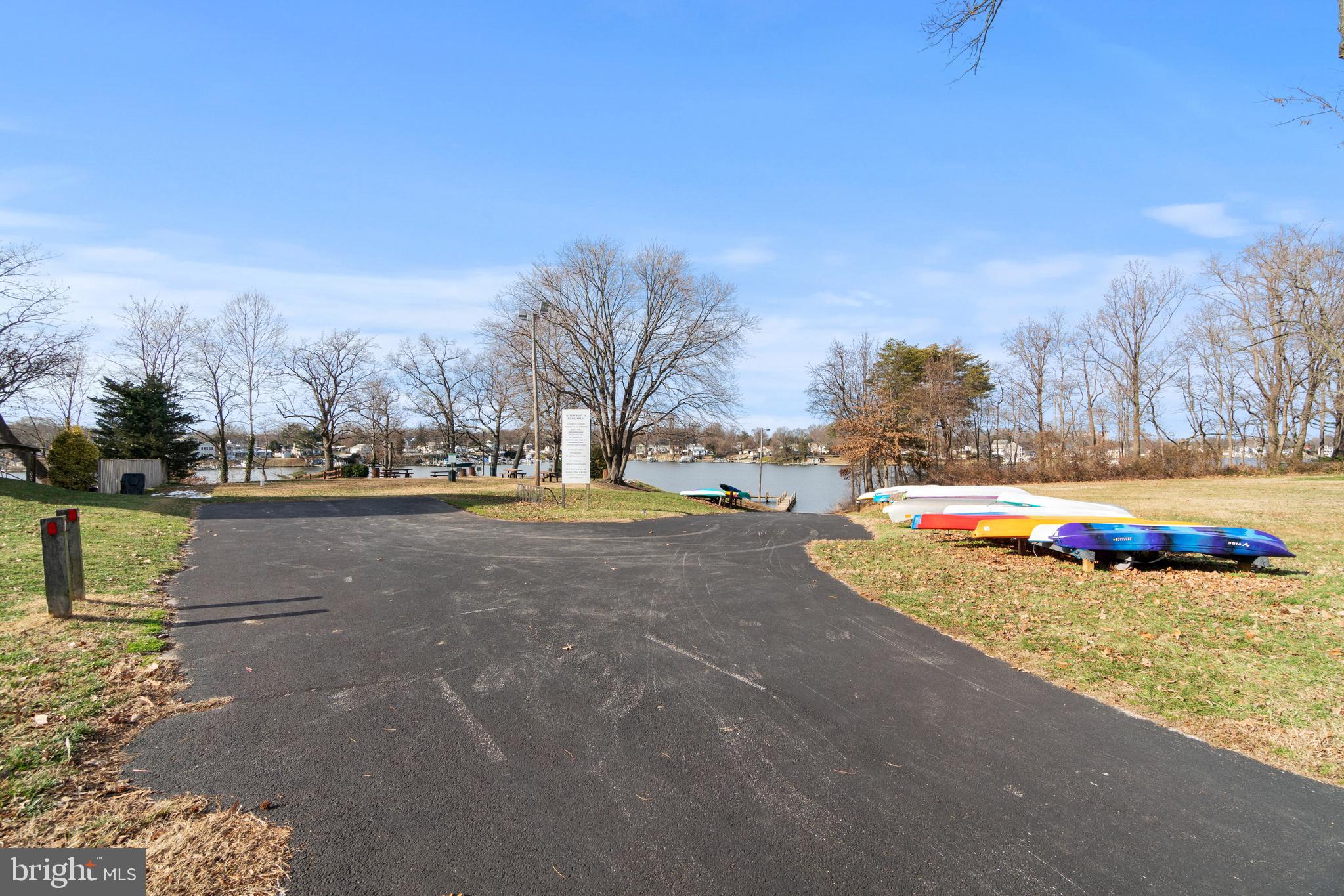 ELIZABETHS LANDING - Residential
