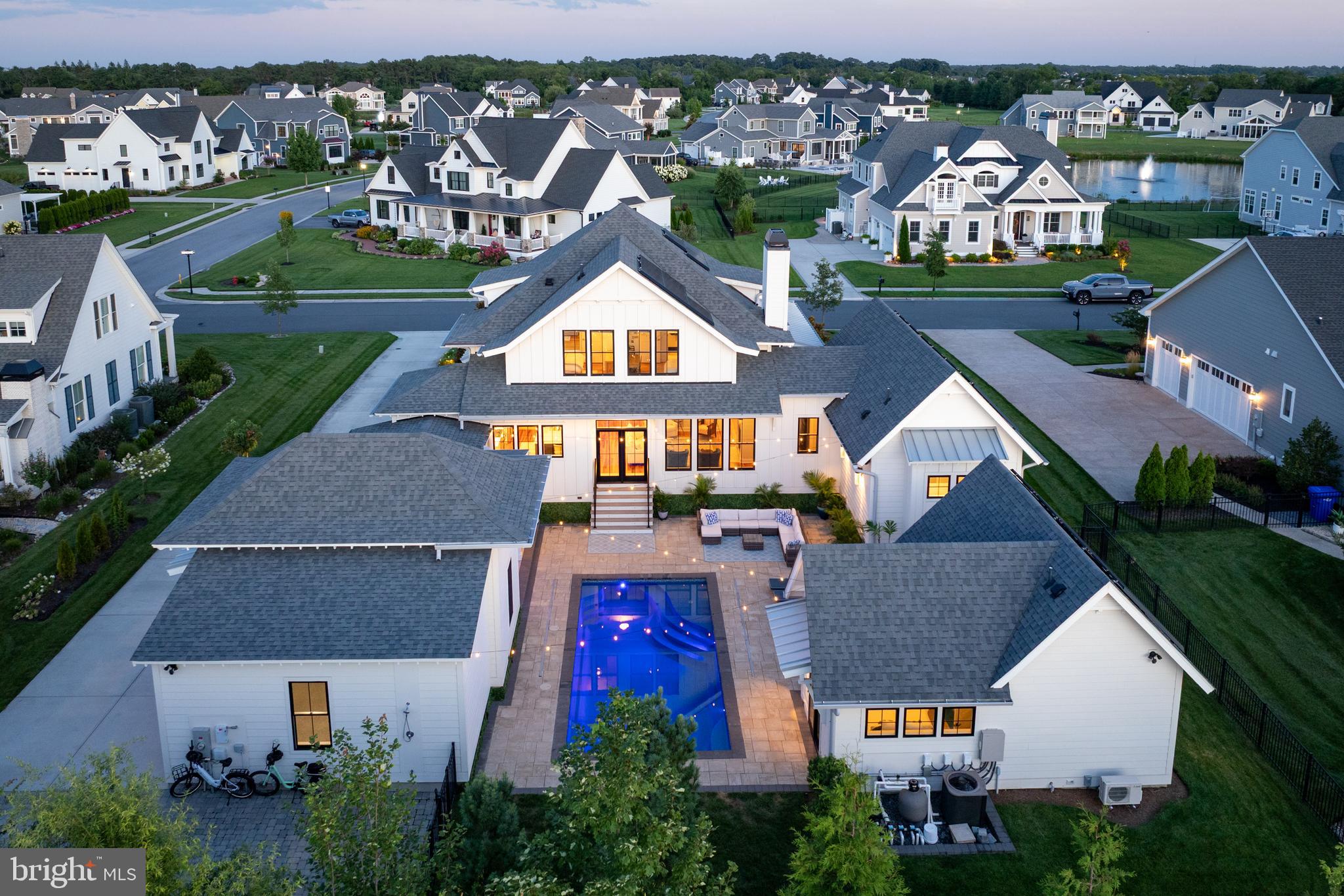 33357 HORSESHOE COURT