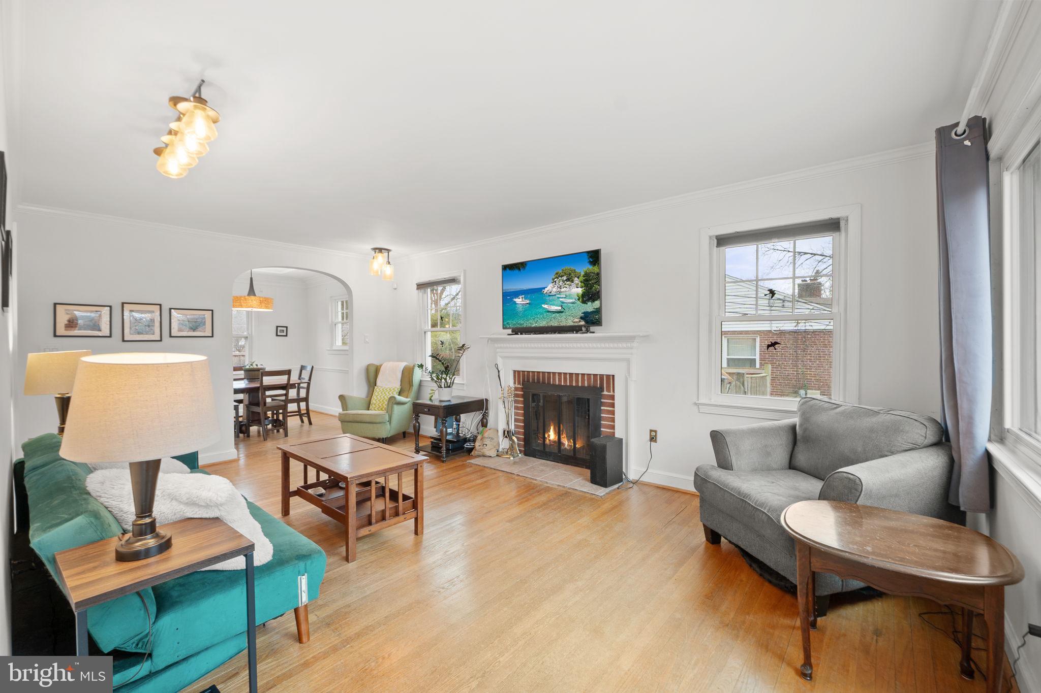 GLENVIEW - Residential